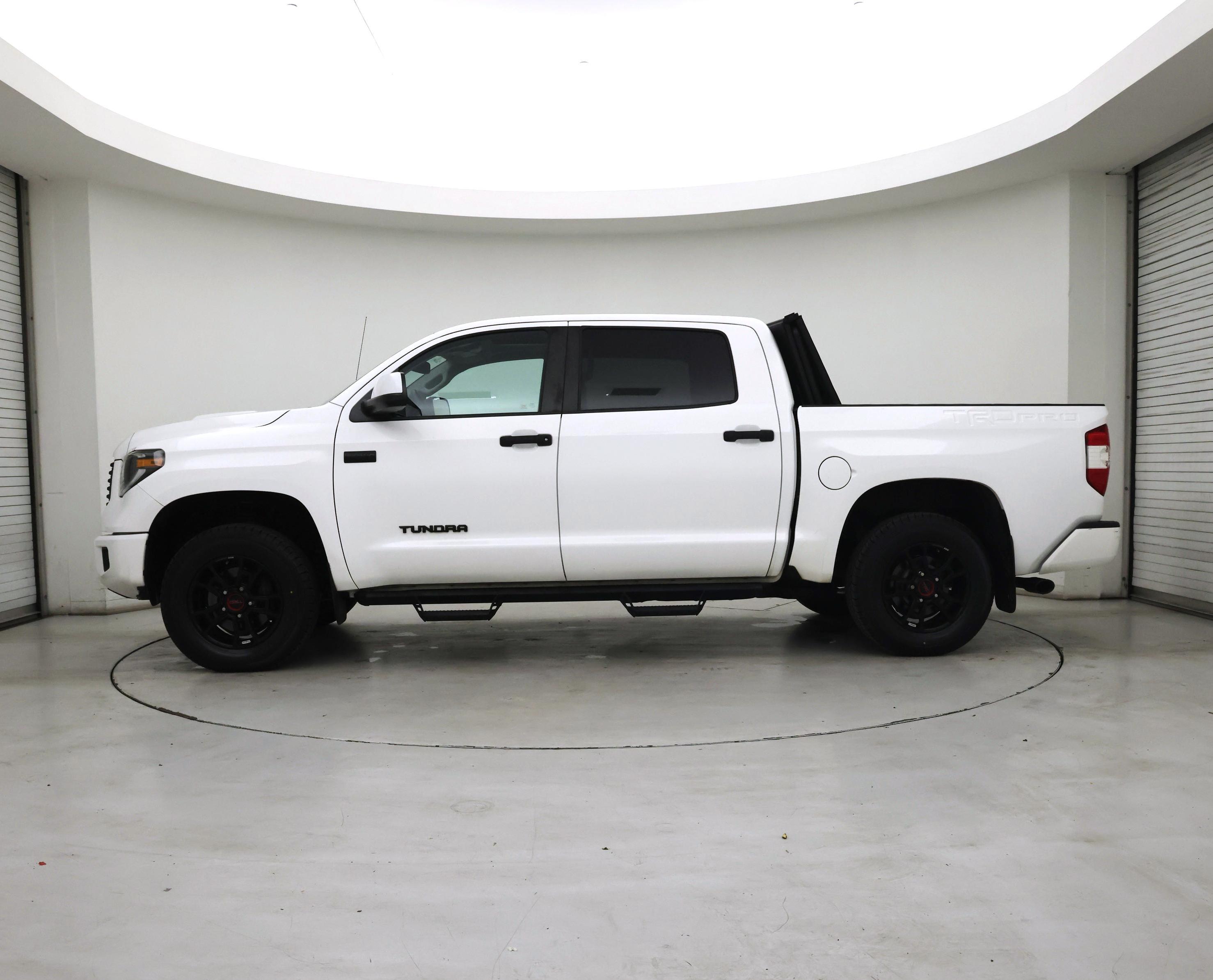 Thumbnail: 2019 Toyota Tundra - 3