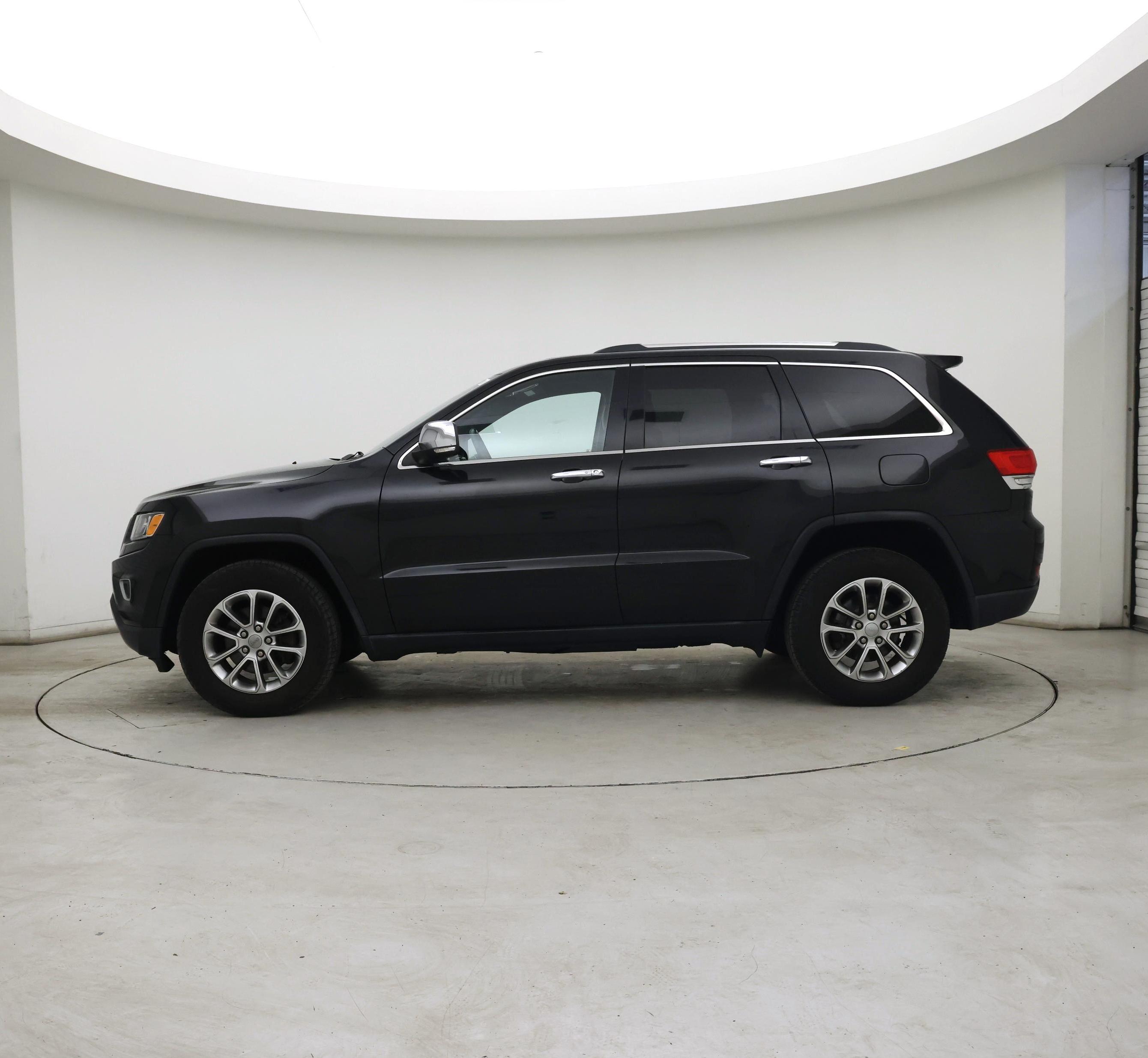 Thumbnail: 2015 Jeep Grand Cherokee - 3