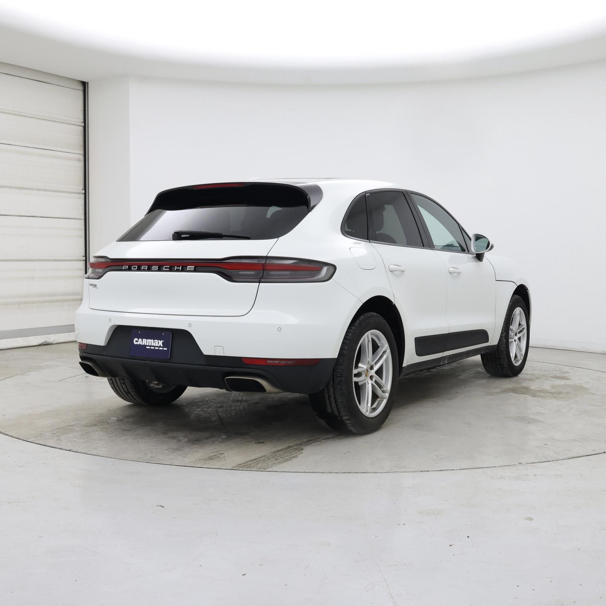 Thumbnail: 2020 Porsche Macan - 8