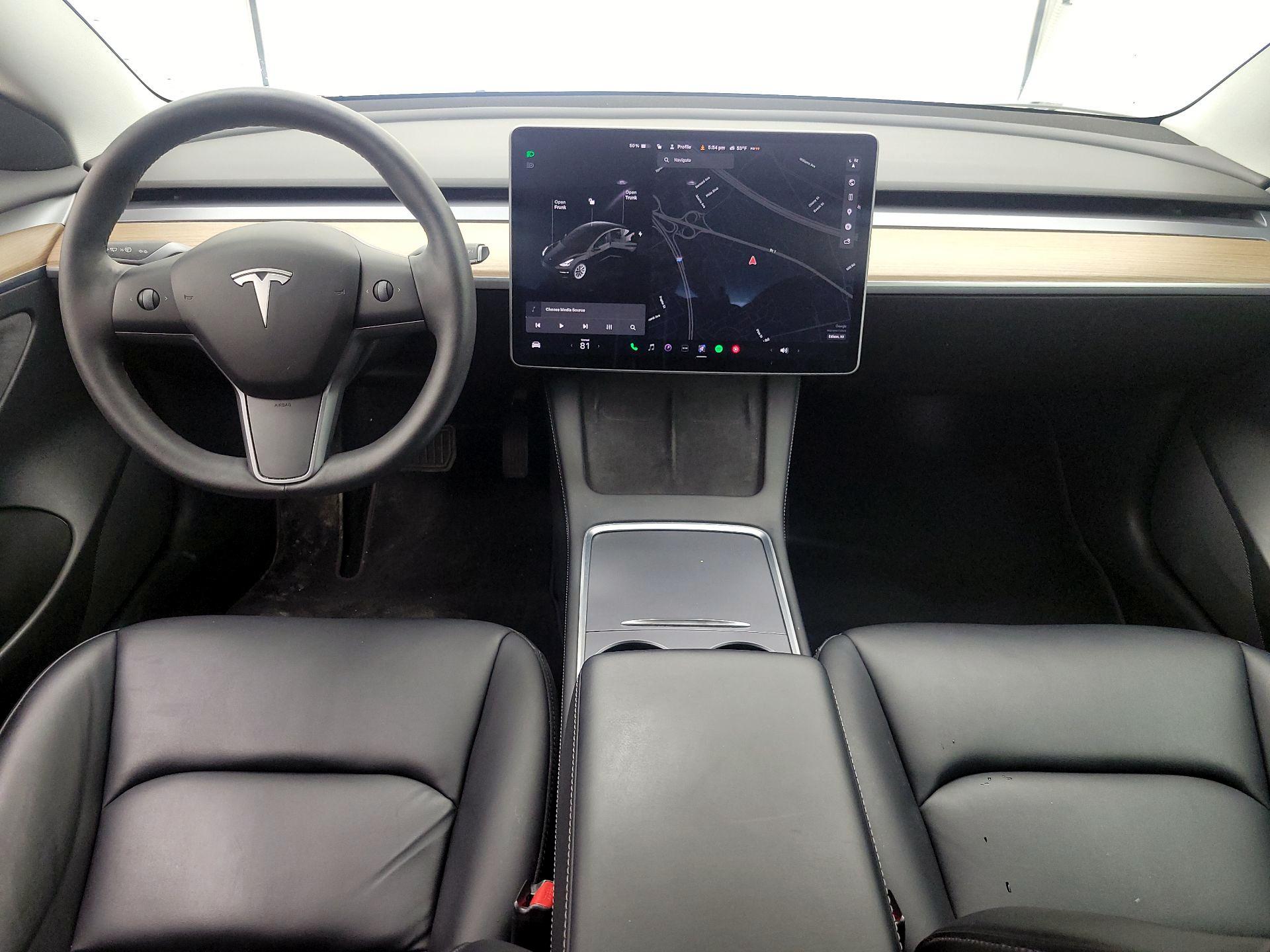 Thumbnail: 2022 Tesla Model 3 - 9