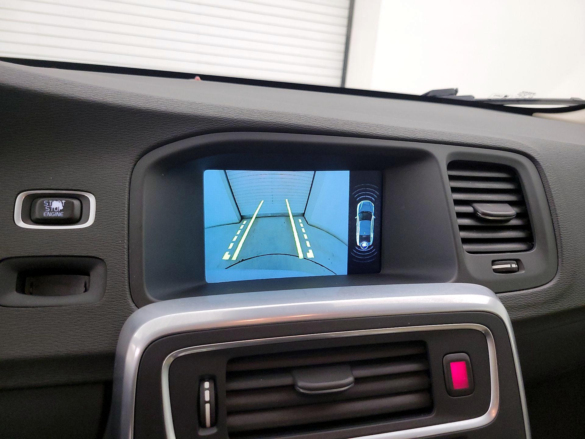 Thumbnail: 2016 Volvo S60 - 14