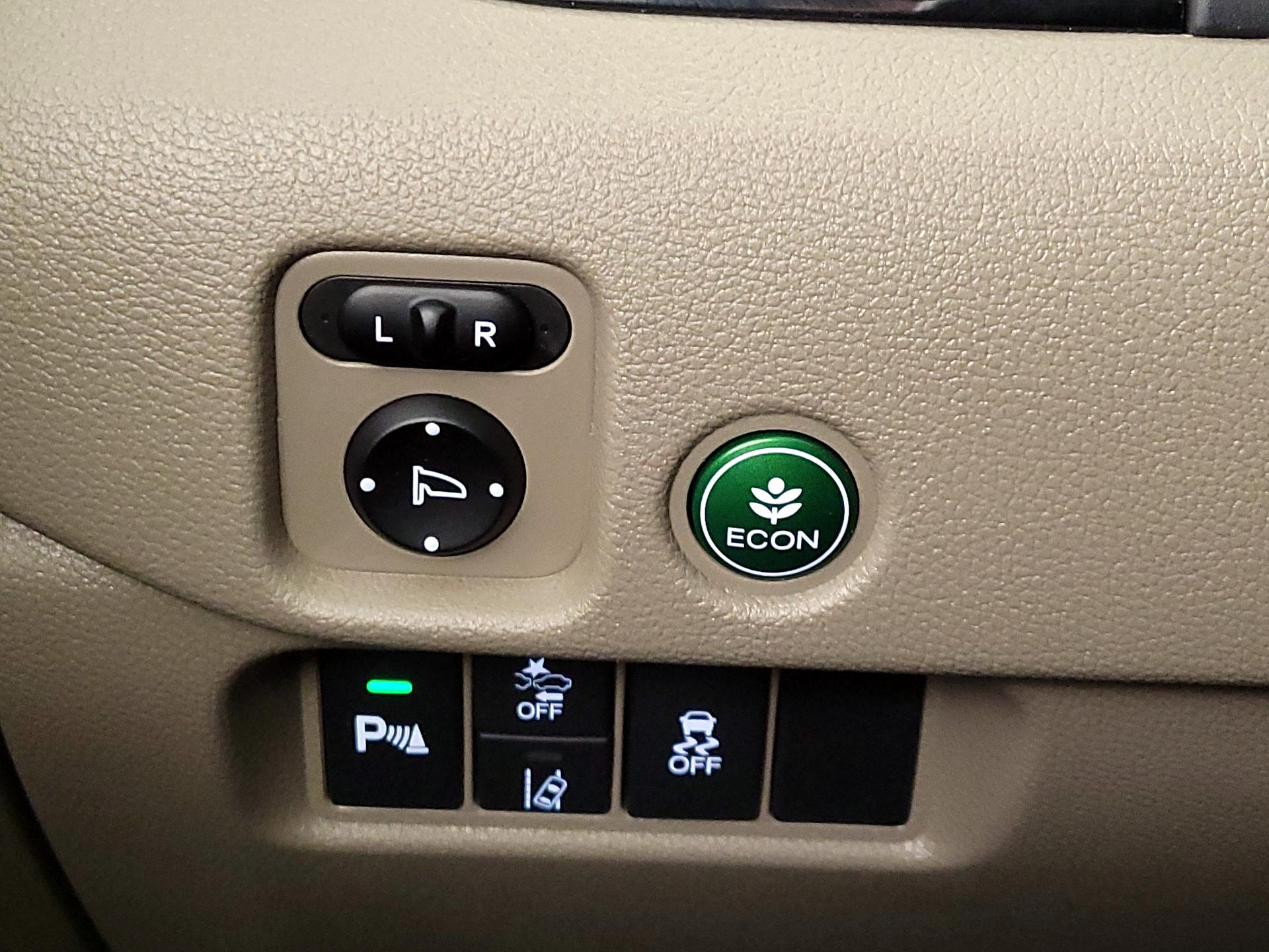 Thumbnail: 2021 Honda Pilot - 13