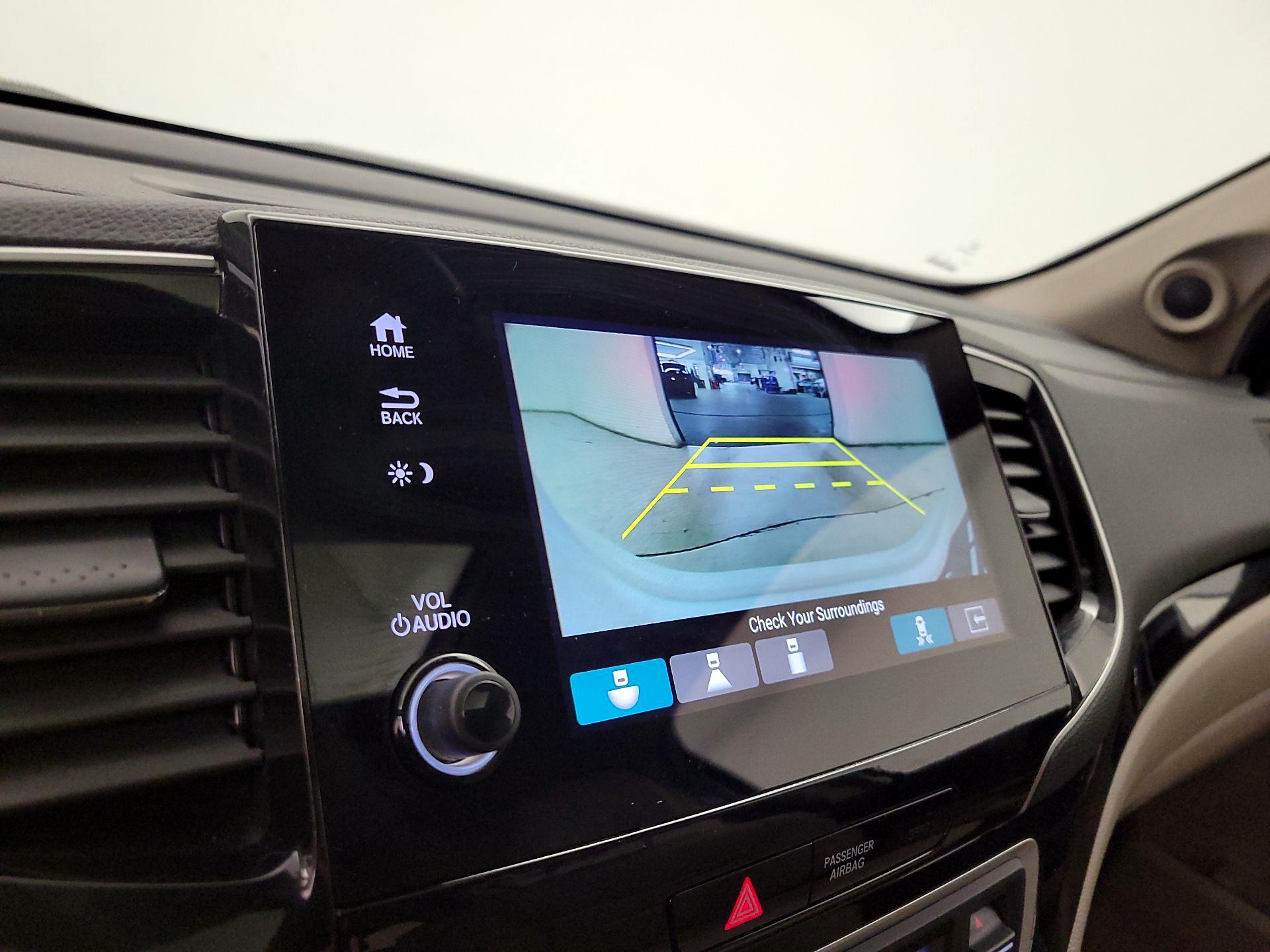 Thumbnail: 2021 Honda Pilot - 15