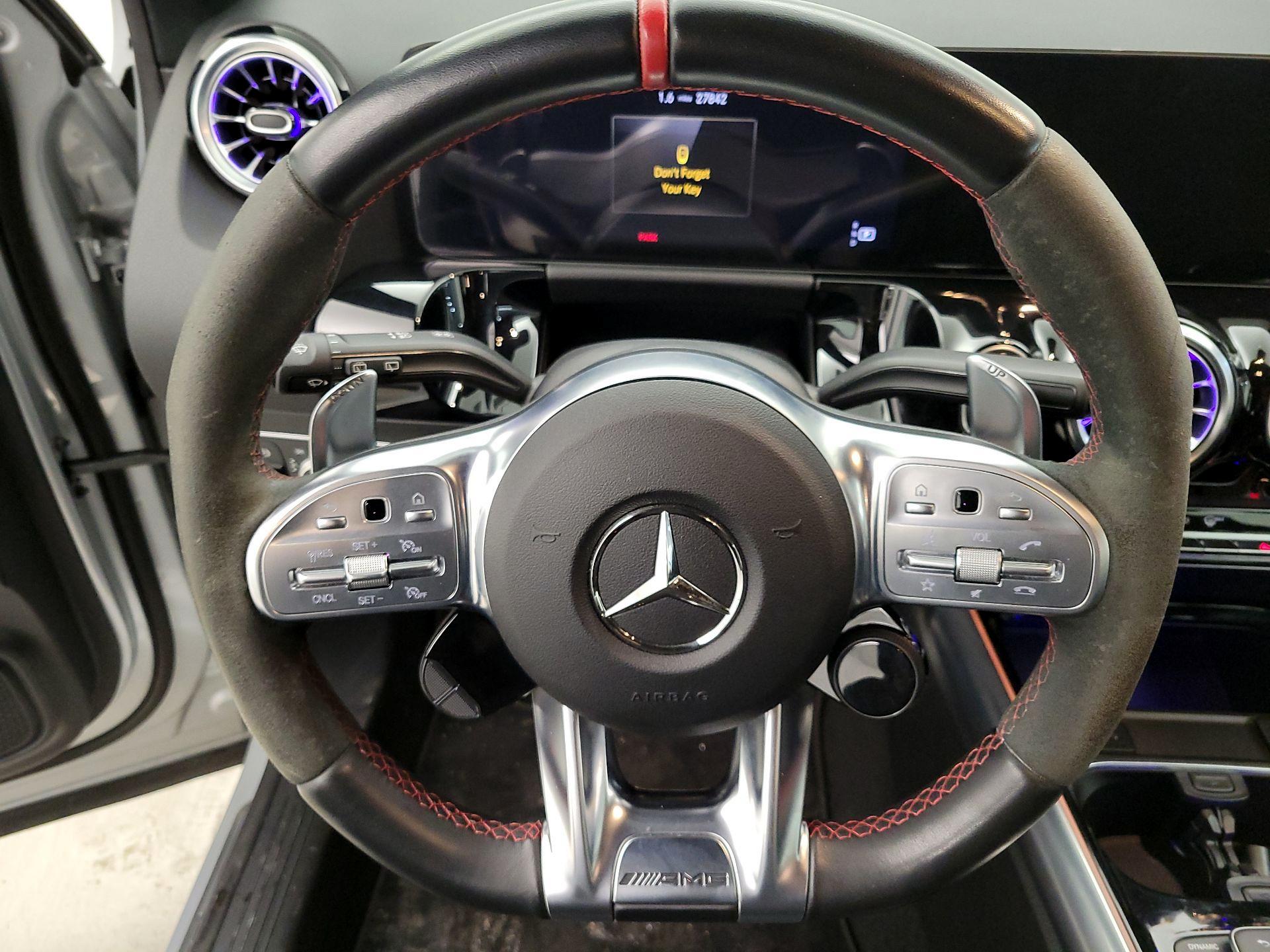 Thumbnail: 2022 Mercedes-Benz GLA - 10