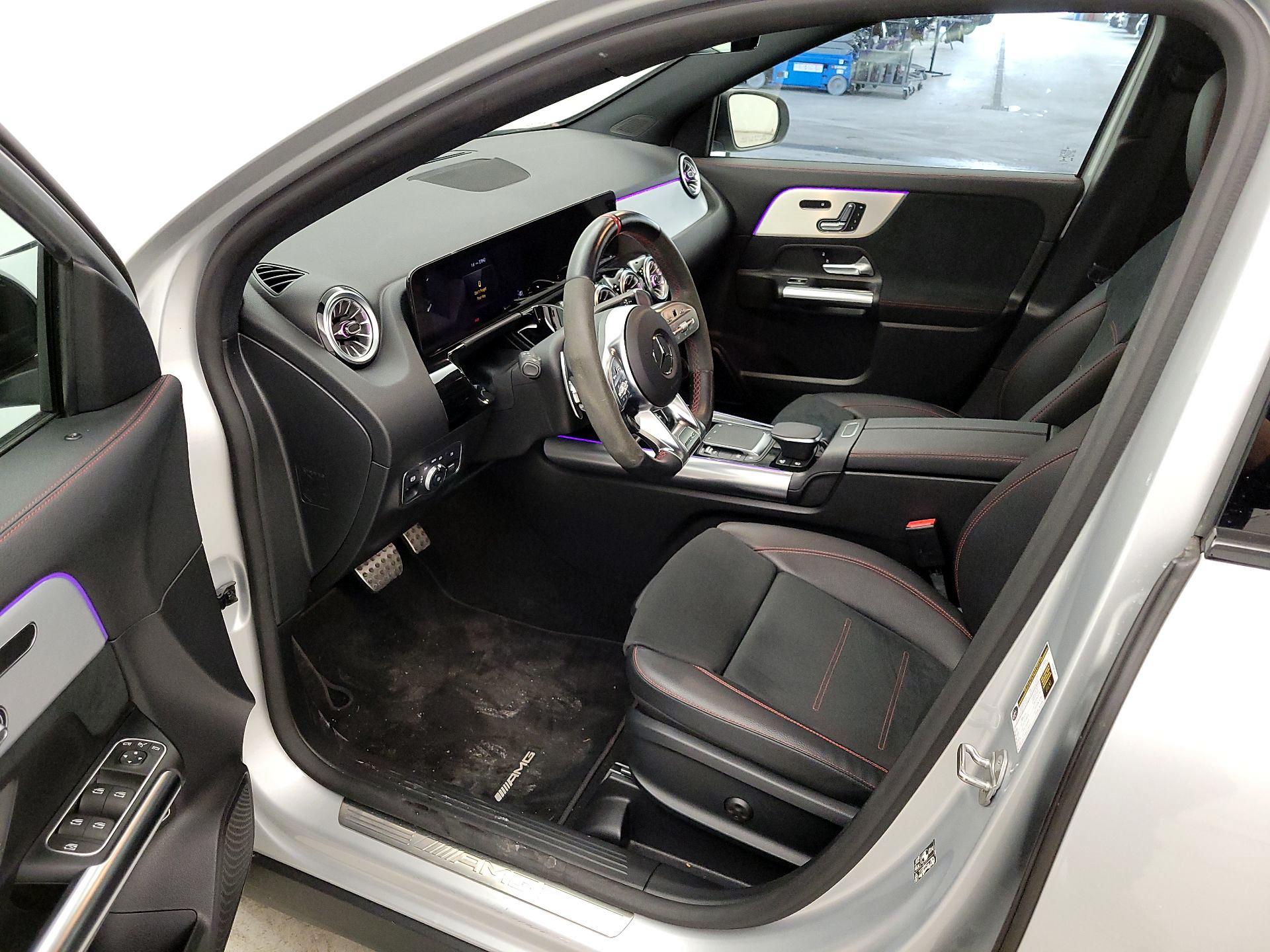 Thumbnail: 2022 Mercedes-Benz GLA - 11