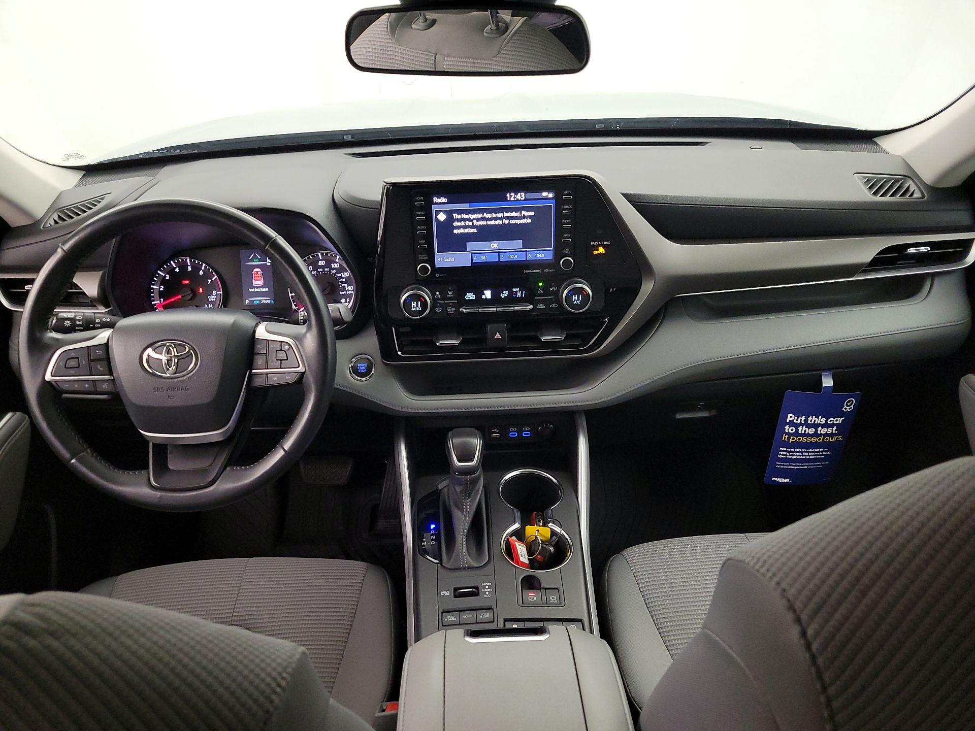 Thumbnail: 2022 Toyota Highlander - 9