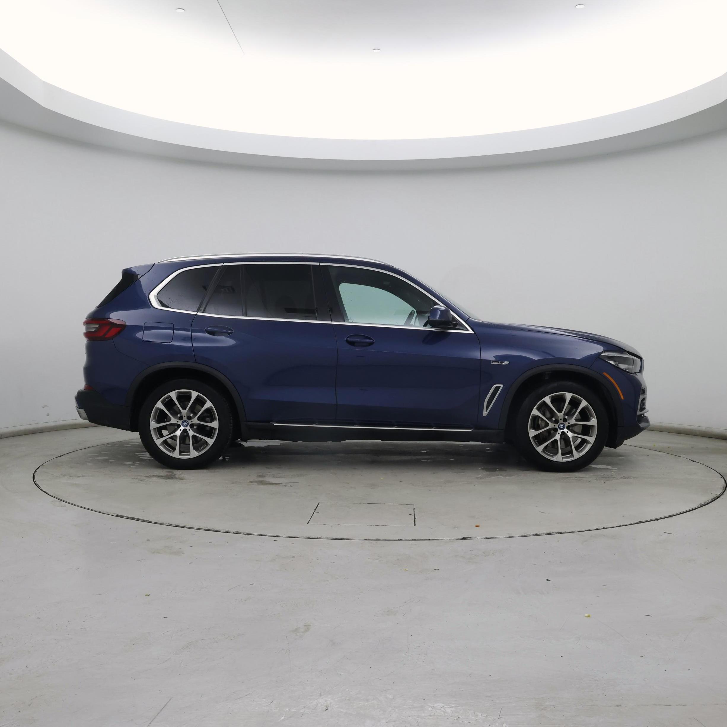 Thumbnail: 2023 BMW X5 - 7