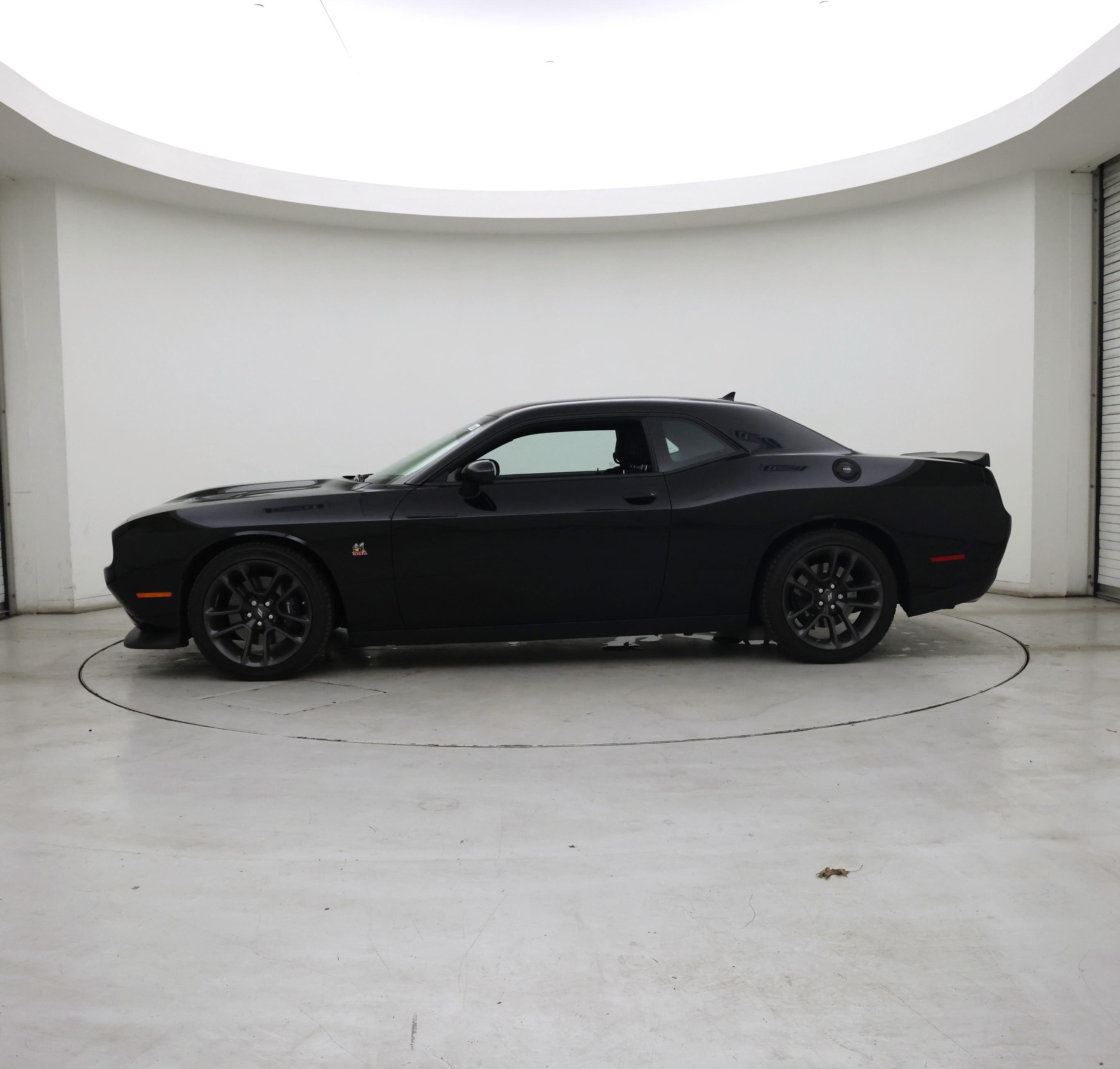 Thumbnail: 2021 Dodge Challenger - 3