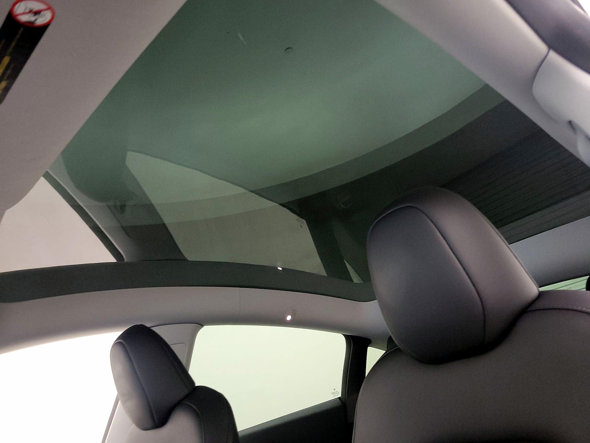 Thumbnail: 2023 Tesla Model Y - 18