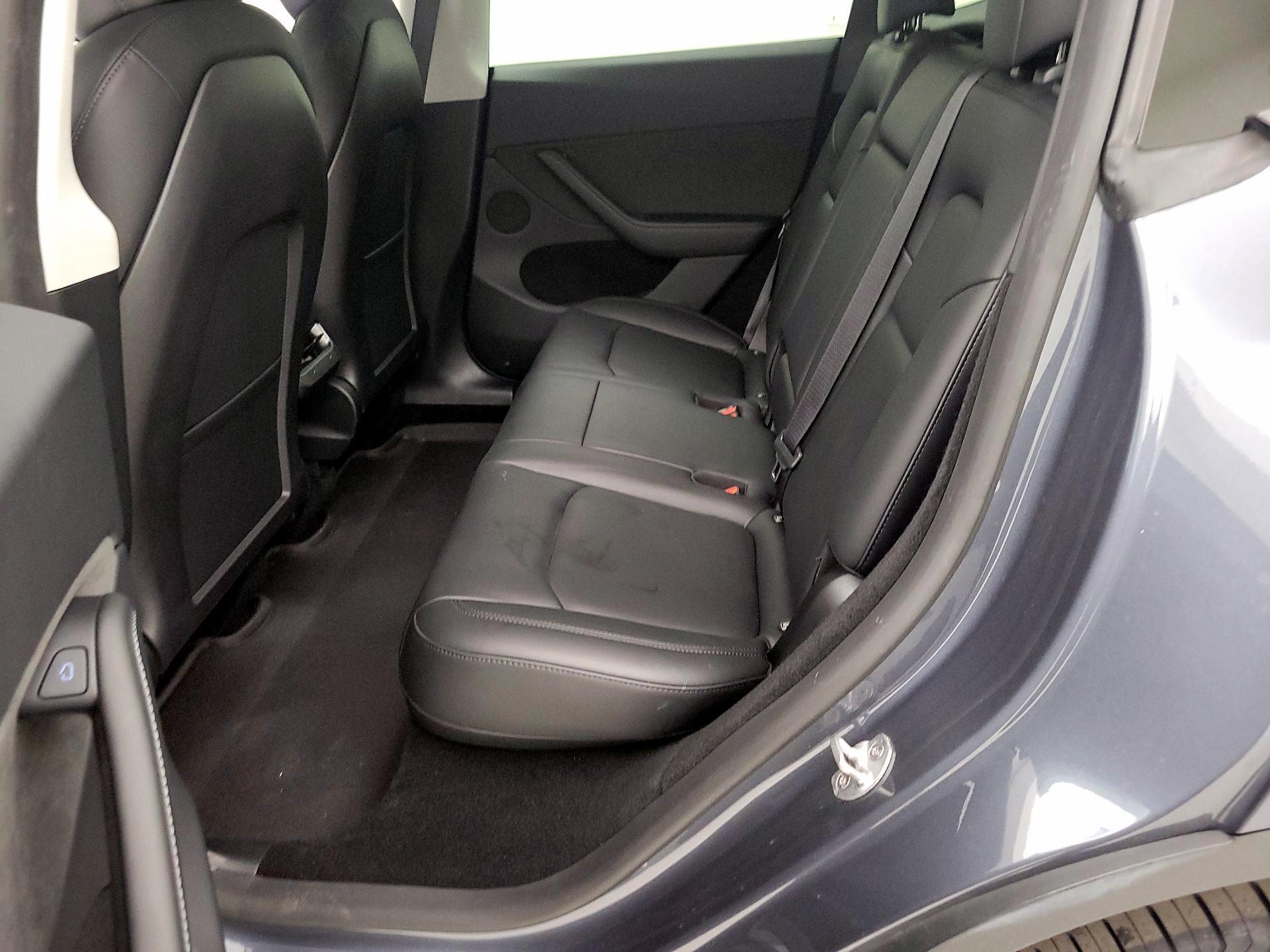 Thumbnail: 2023 Tesla Model Y - 19