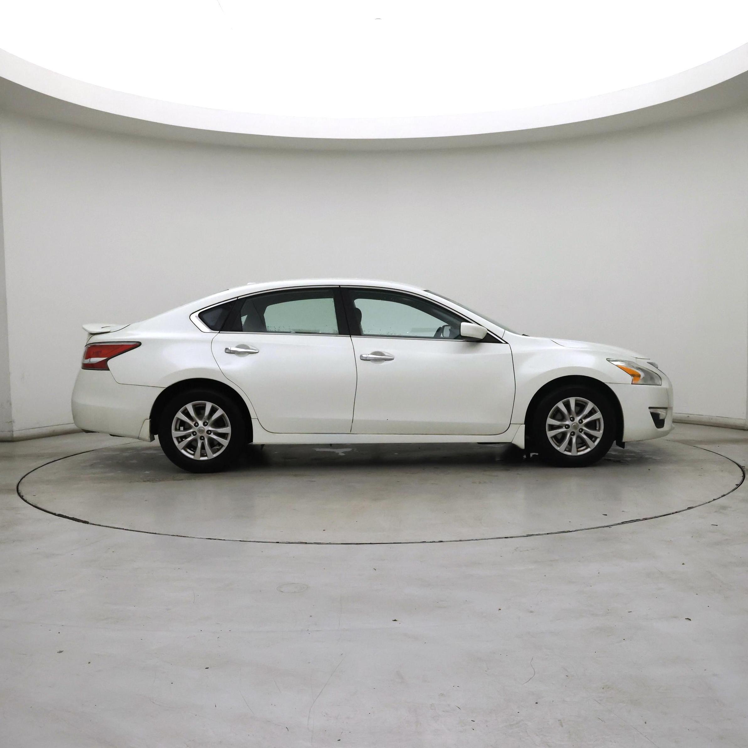 Thumbnail: 2014 Nissan Altima - 7