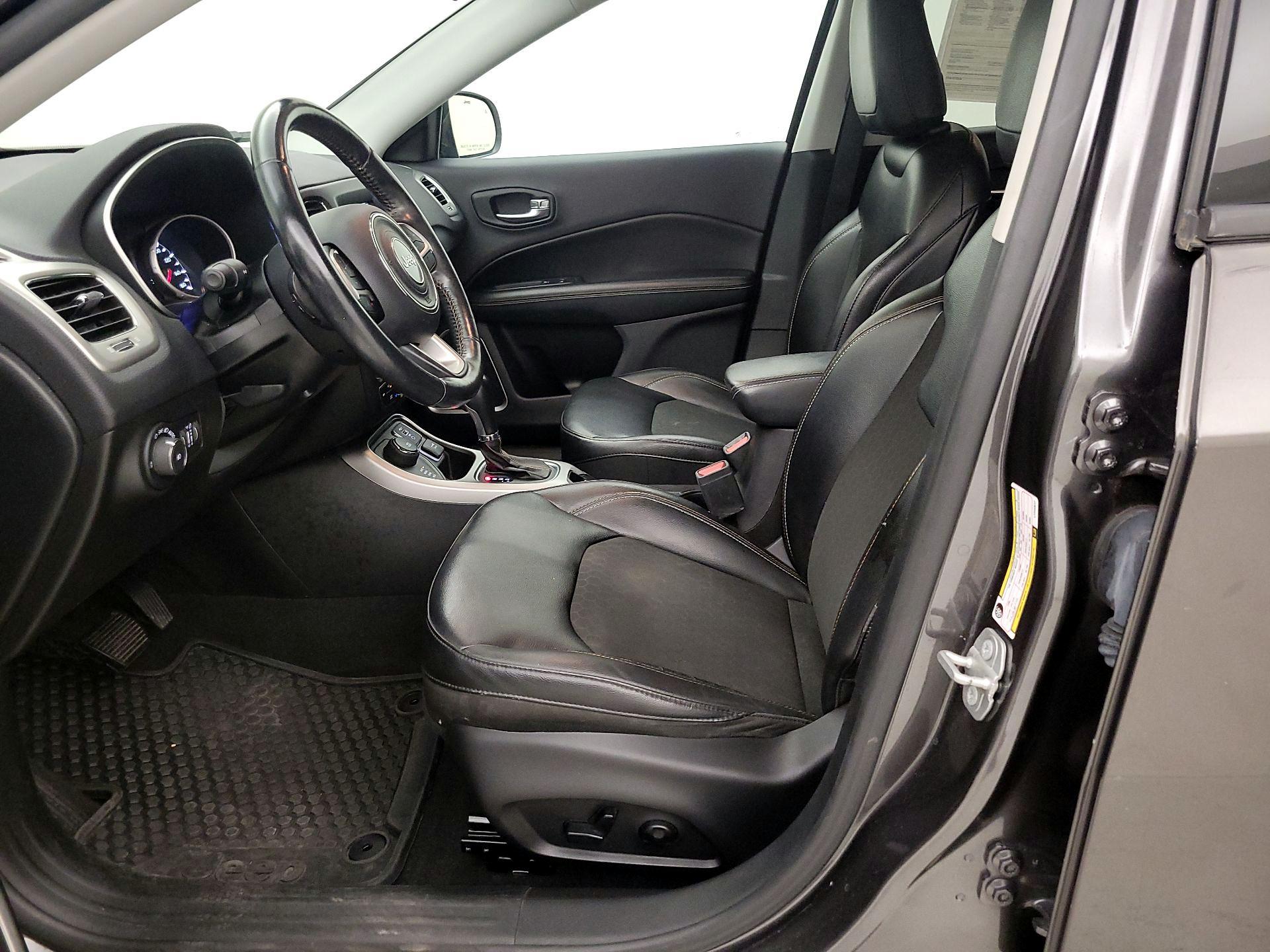 Thumbnail: 2020 Jeep Compass - 11