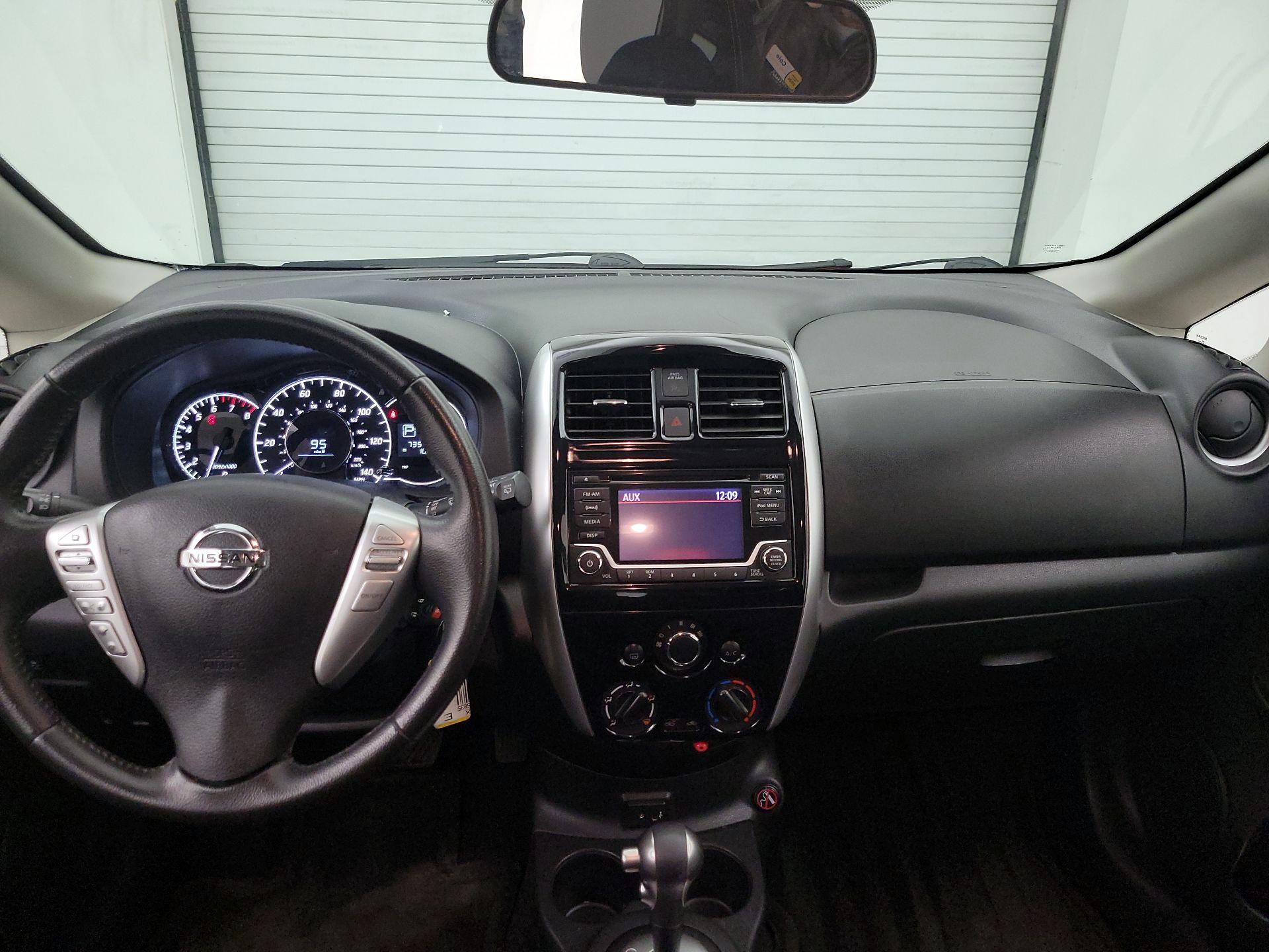 Thumbnail: 2017 Nissan Versa Note - 9