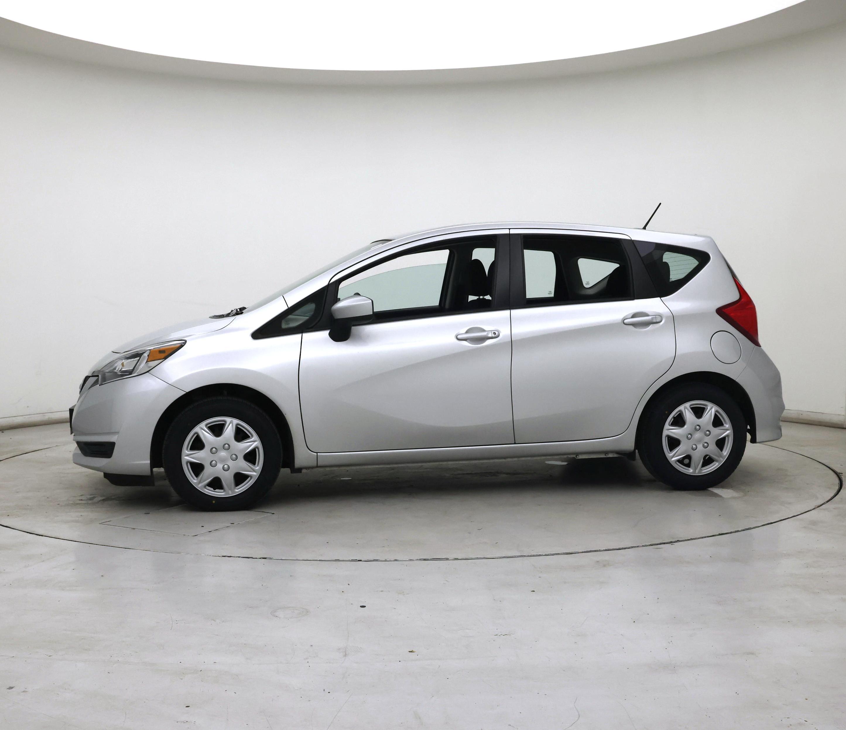 Thumbnail: 2017 Nissan Versa Note - 3