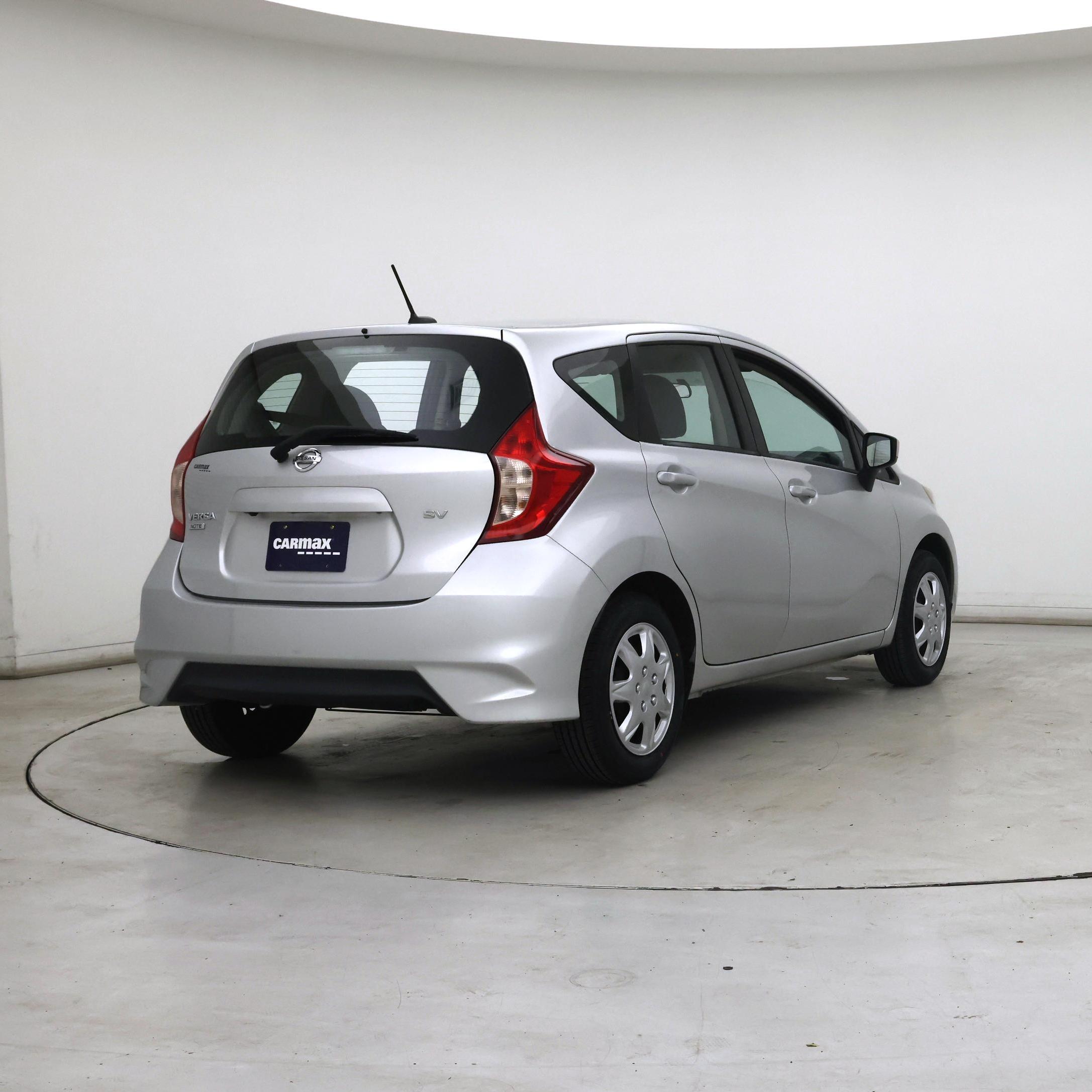 Thumbnail: 2017 Nissan Versa Note - 8