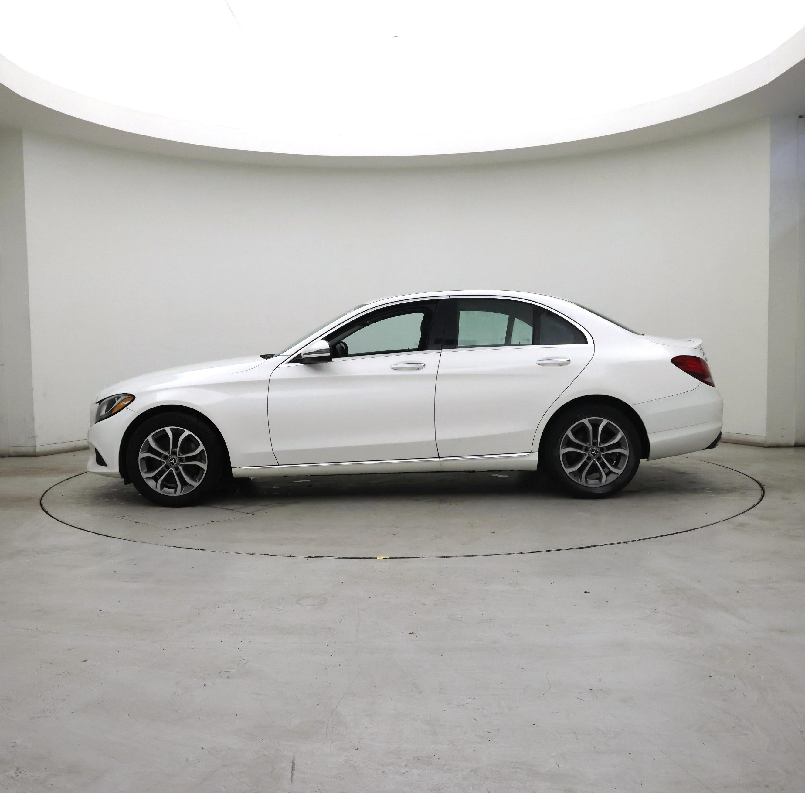 Thumbnail: 2018 Mercedes-Benz C-Class - 3