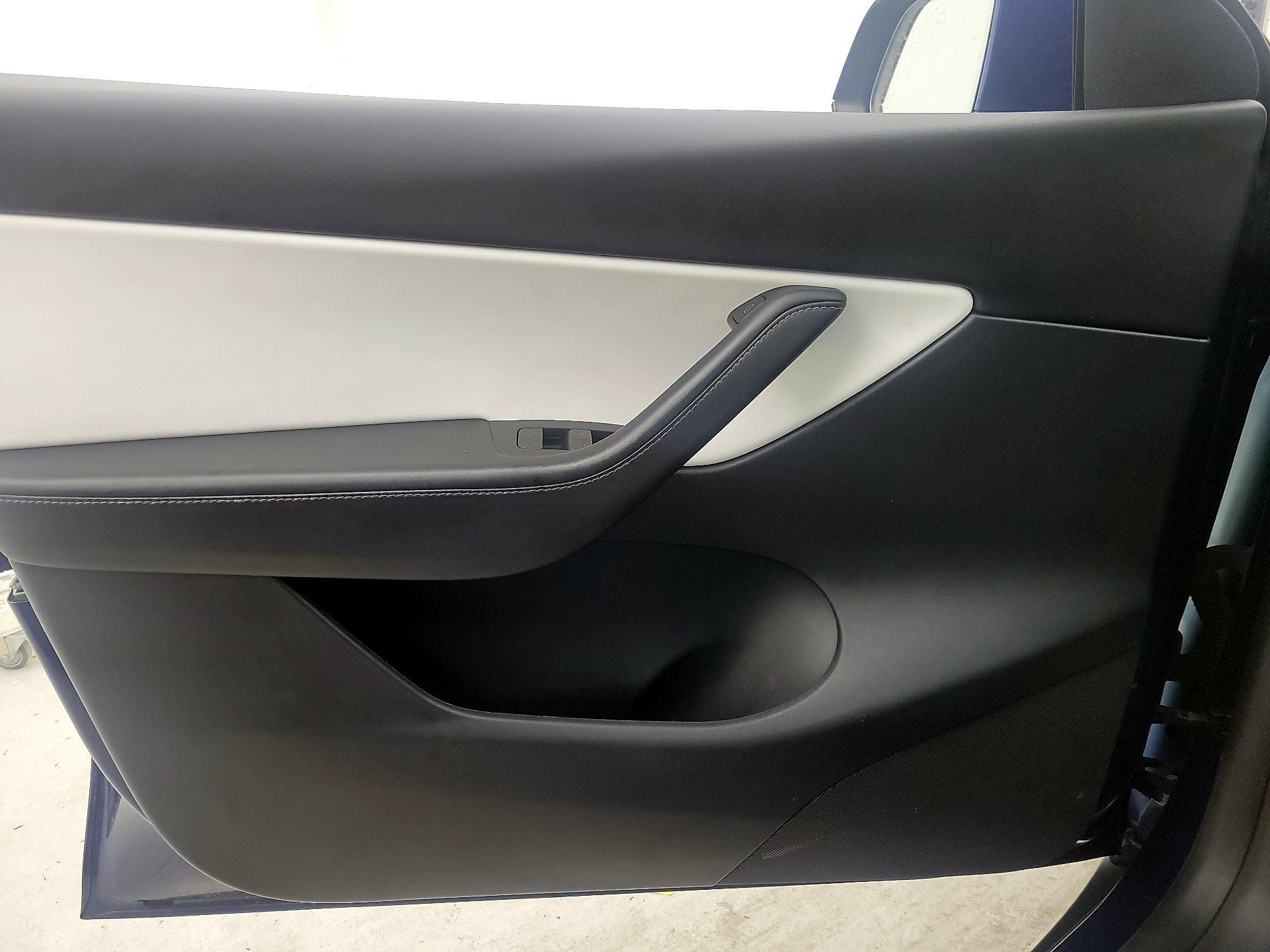 Thumbnail: 2022 Tesla Model Y - 12