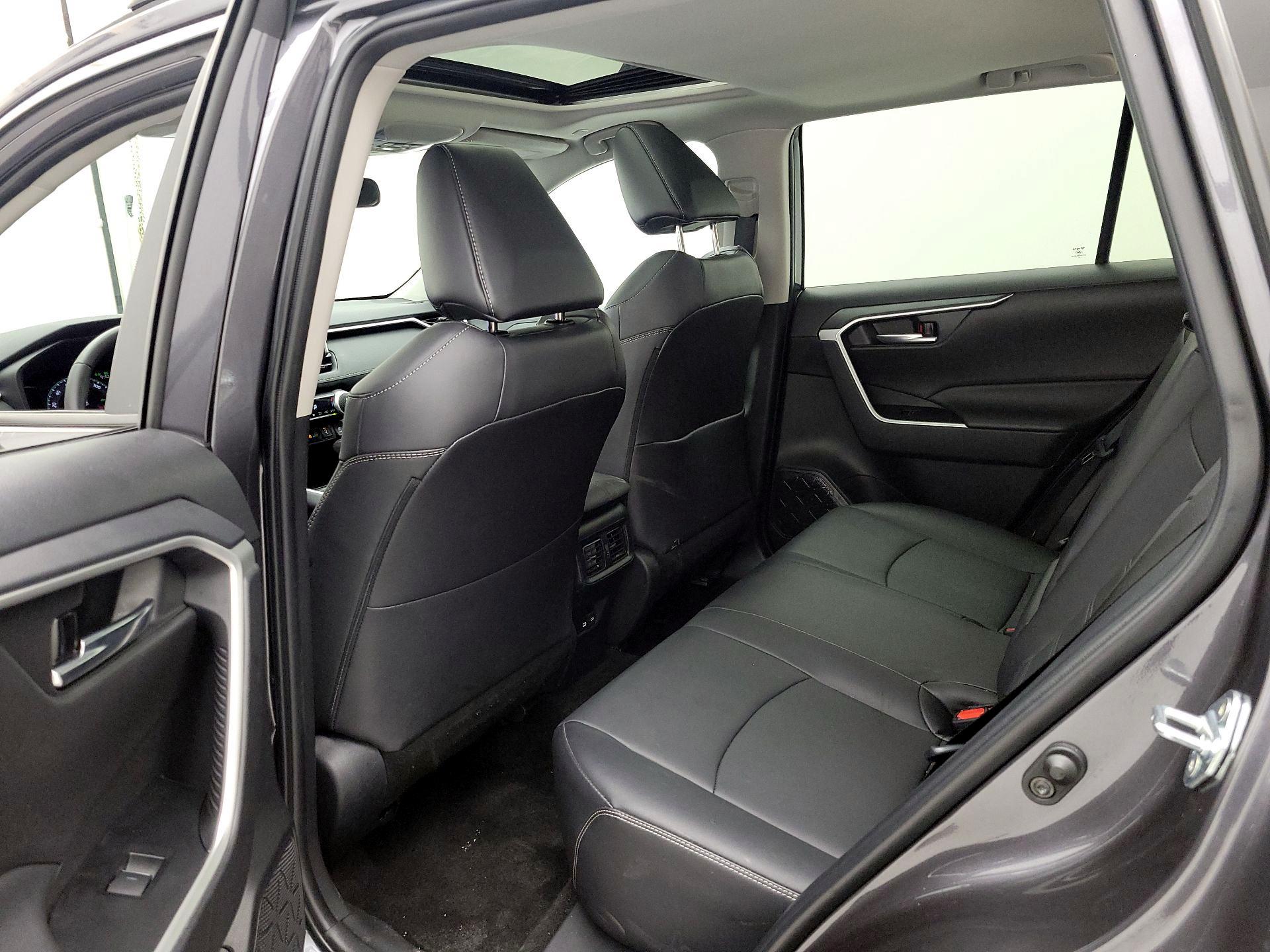 Thumbnail: 2024 Toyota RAV4 - 10