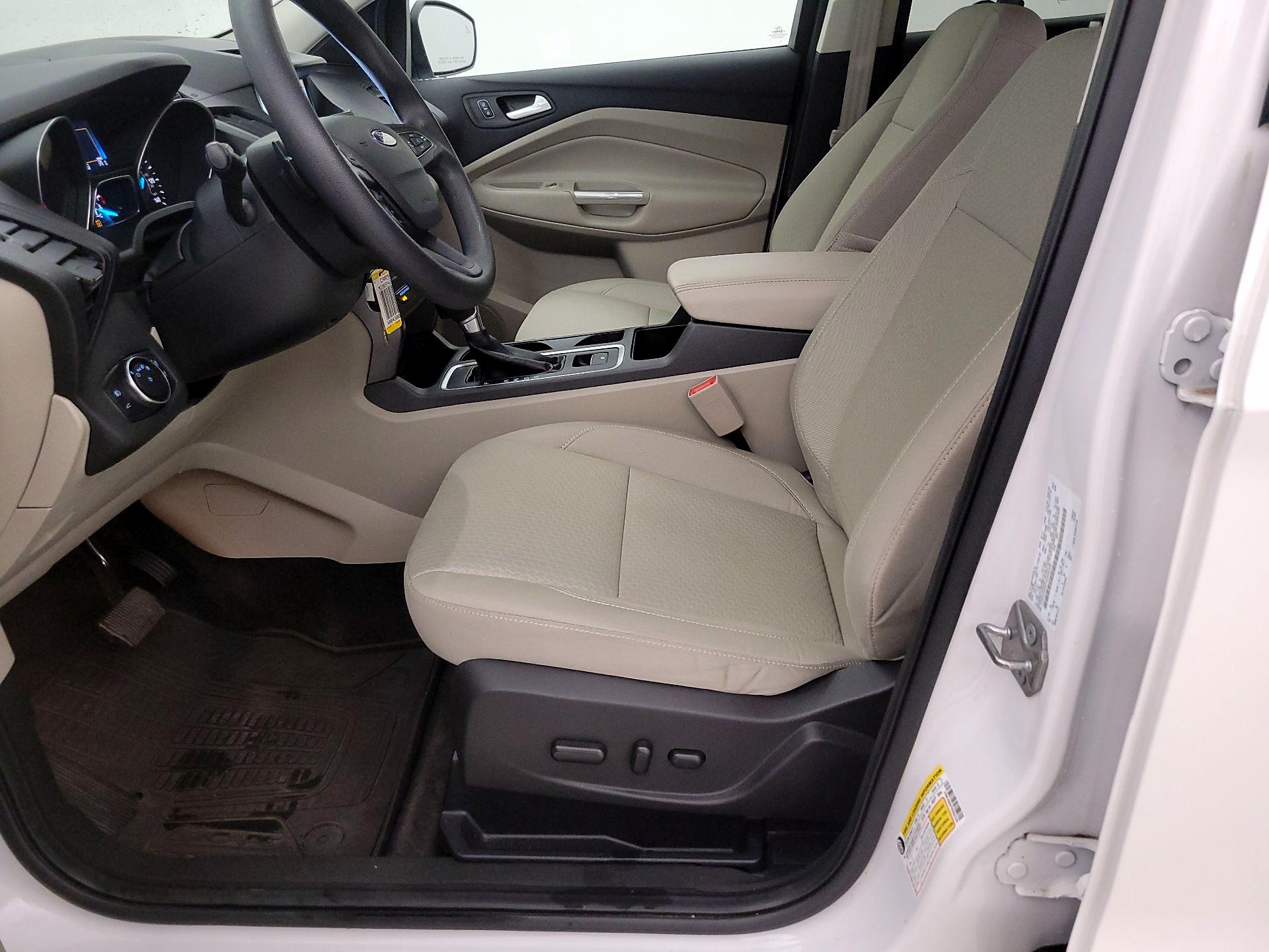 Thumbnail: 2017 Ford Escape - 11