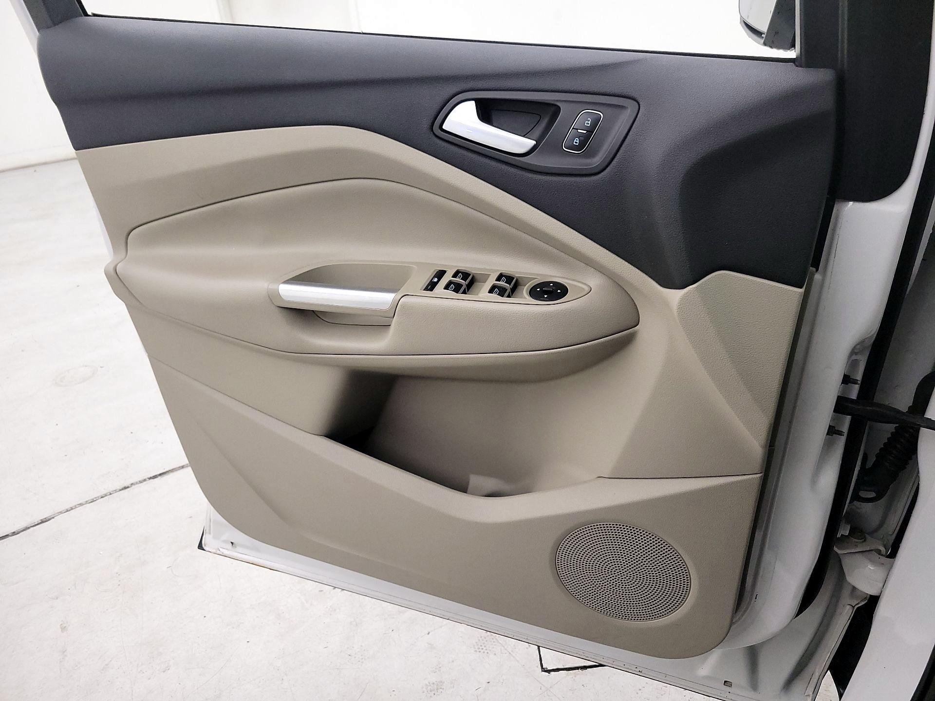 Thumbnail: 2017 Ford Escape - 12