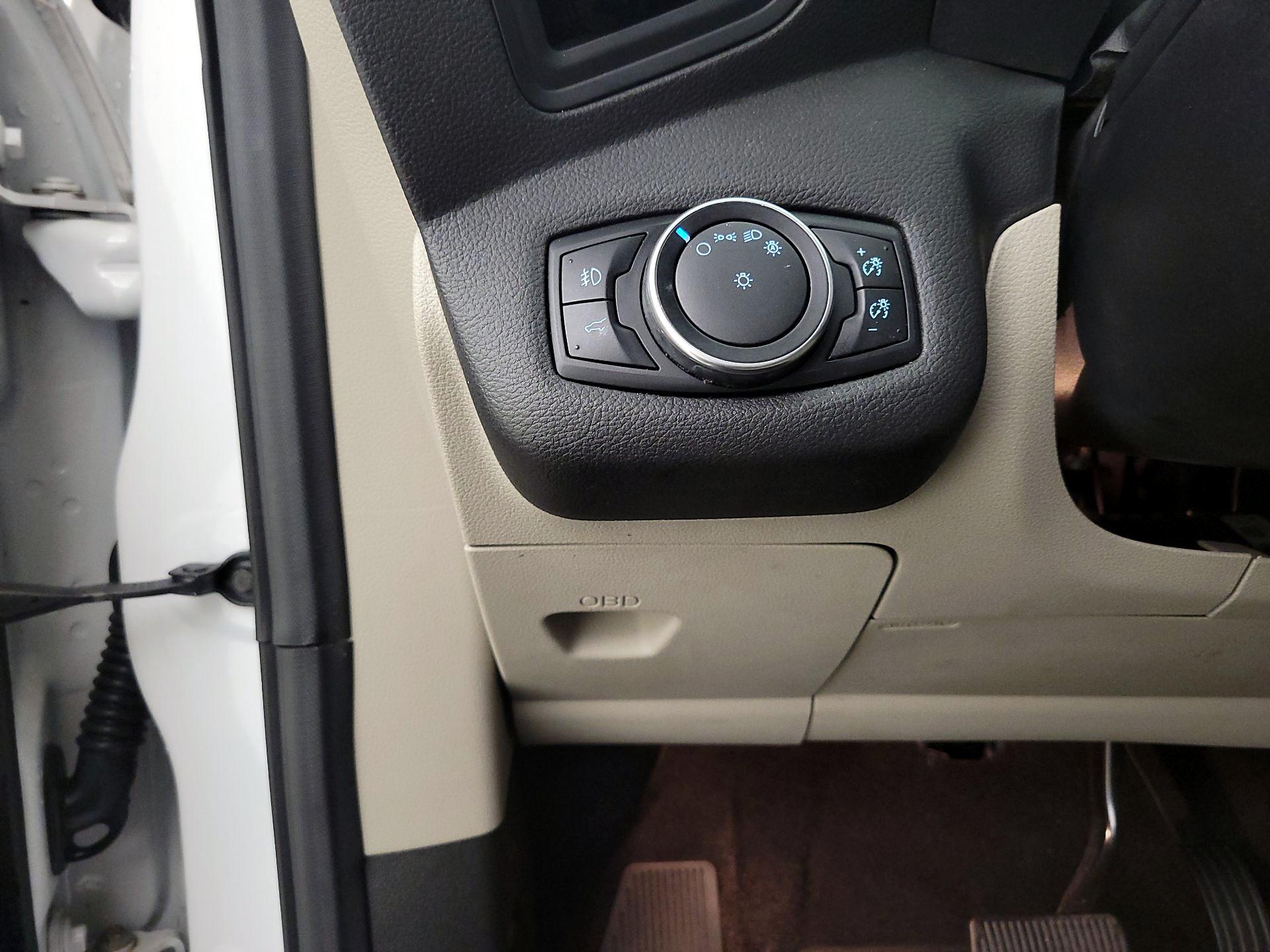 Thumbnail: 2017 Ford Escape - 13