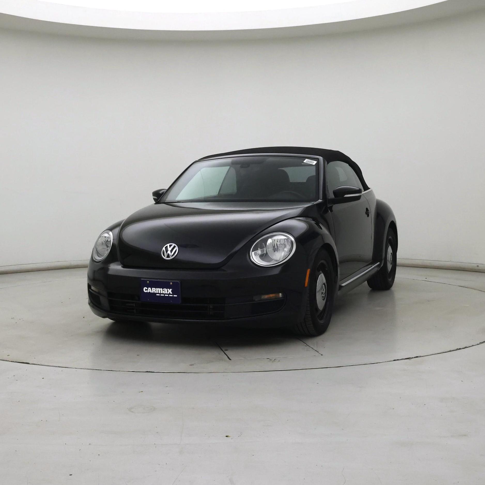 Thumbnail: 2016 Volkswagen Beetle - 4
