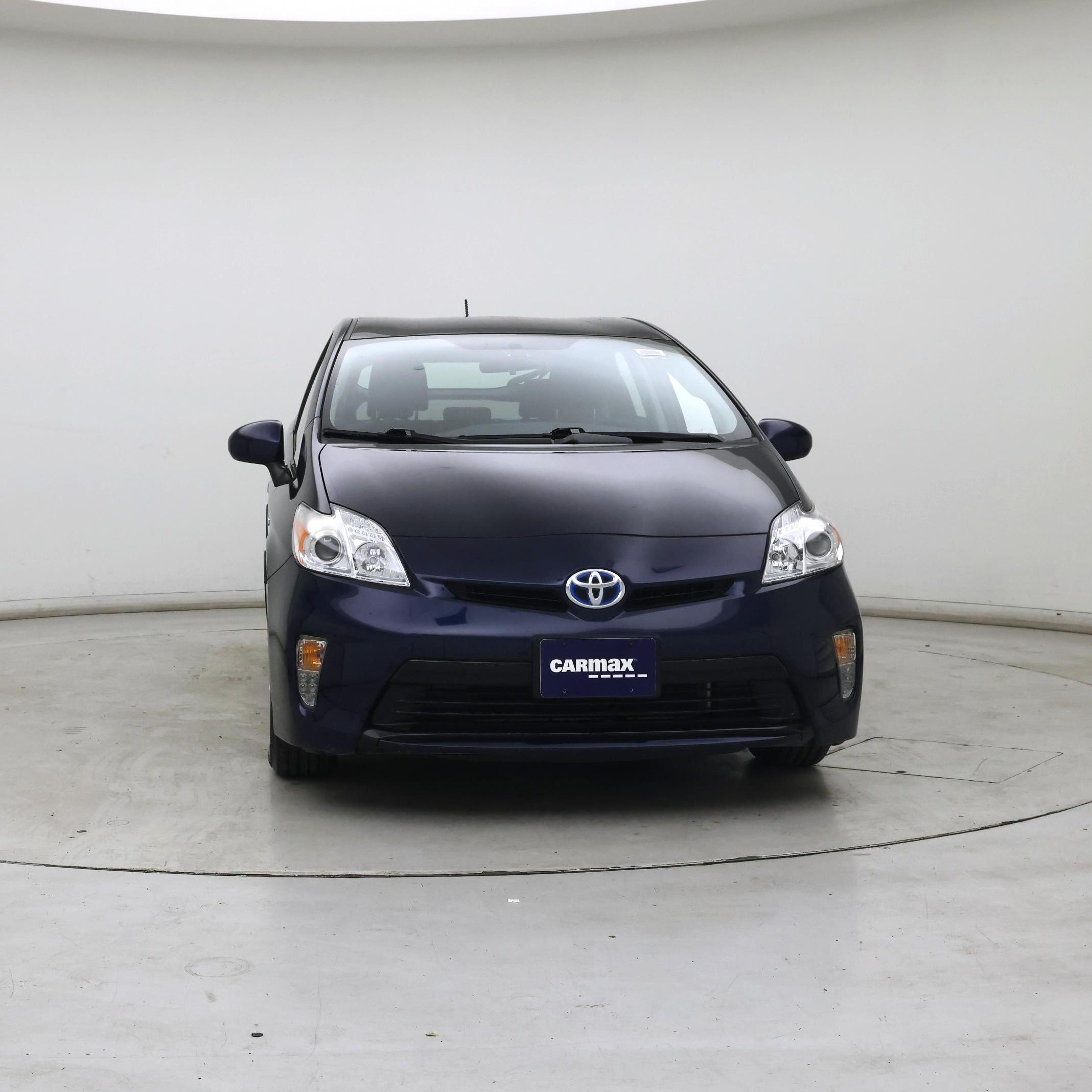 Thumbnail: 2015 Toyota Prius - 5