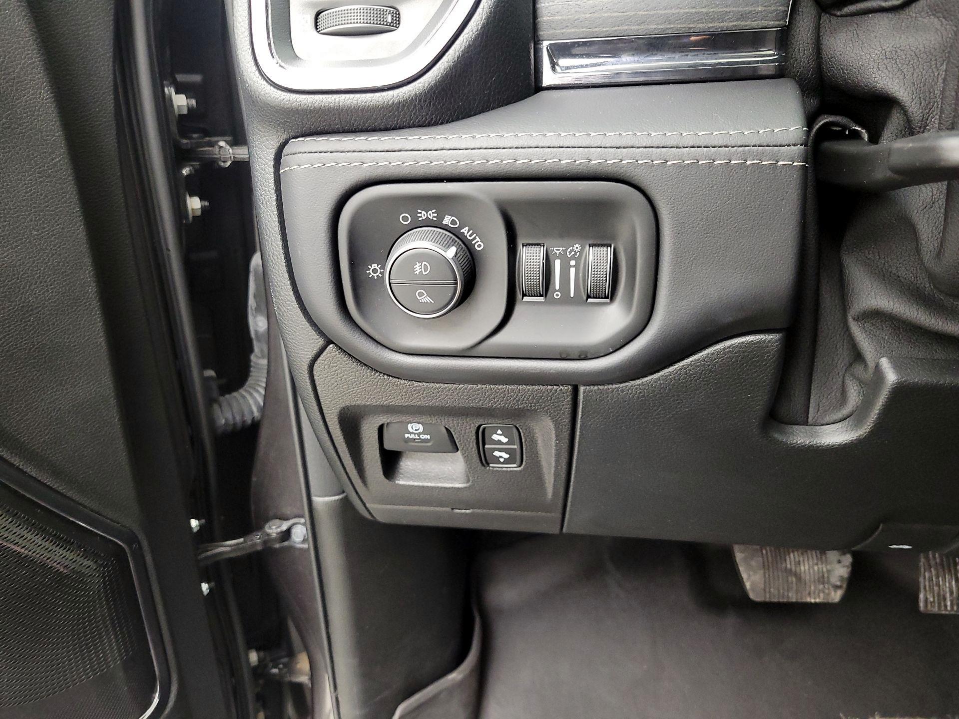 Thumbnail: 2022 RAM 1500 - 13