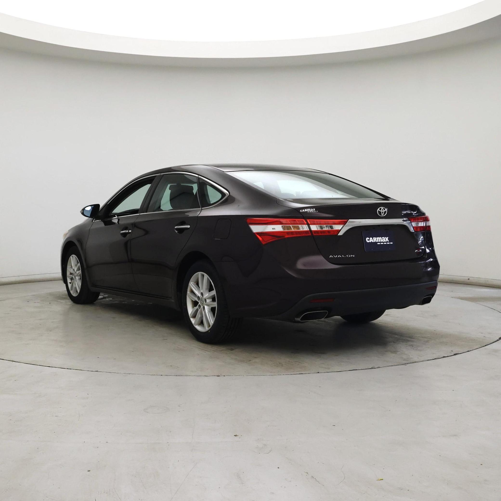 Thumbnail: 2014 Toyota Avalon - 2