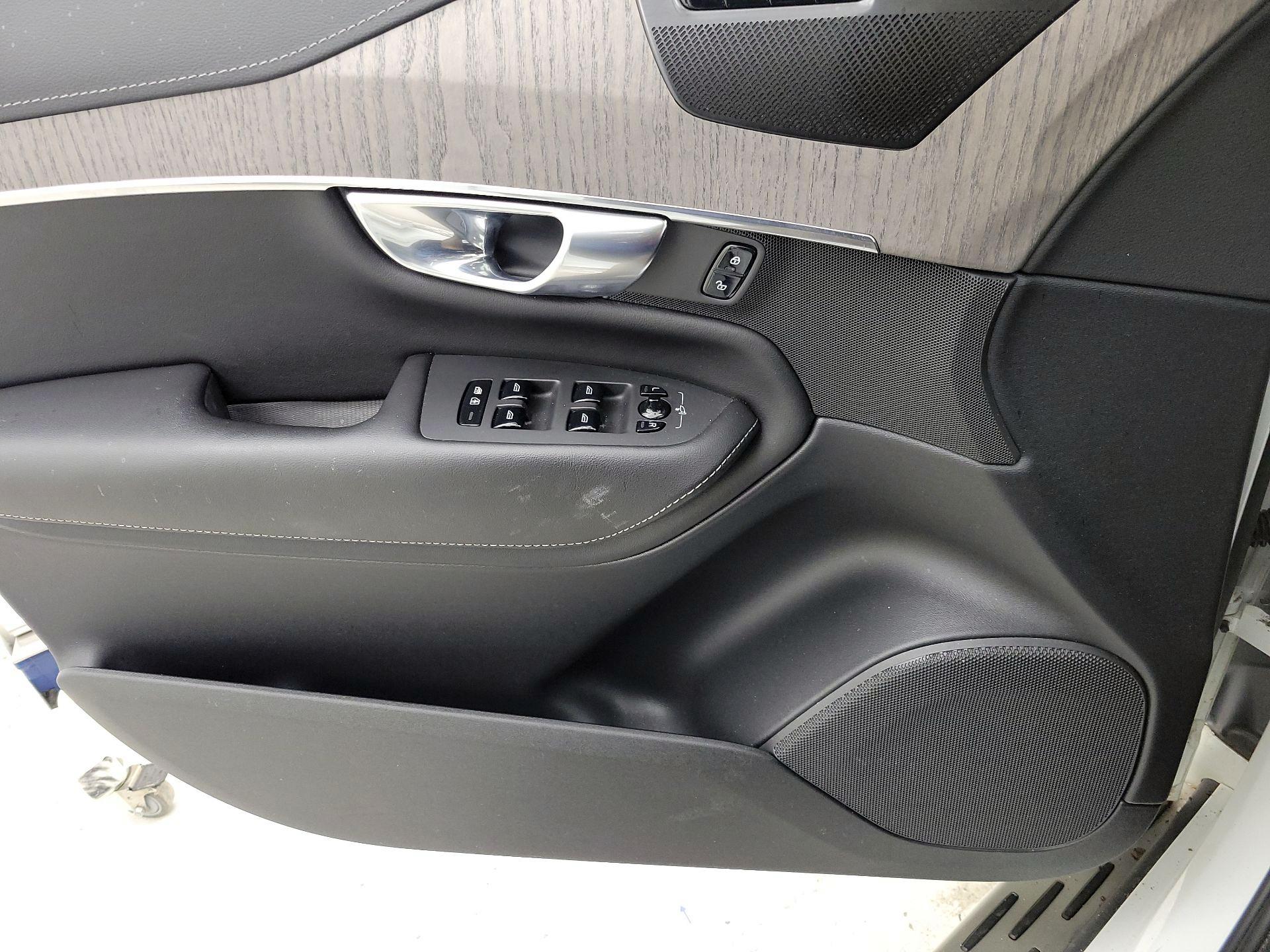 Thumbnail: 2023 Volvo XC90 - 12