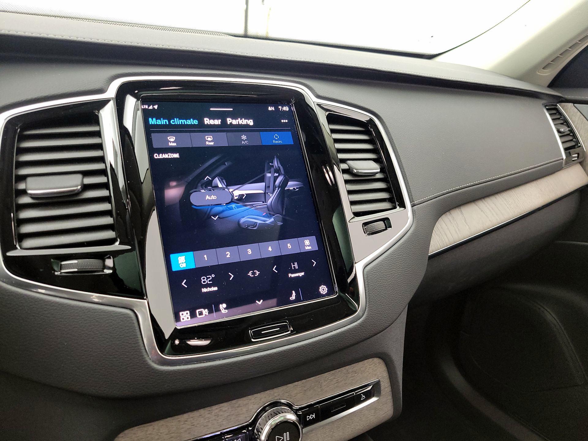 Thumbnail: 2023 Volvo XC90 - 17