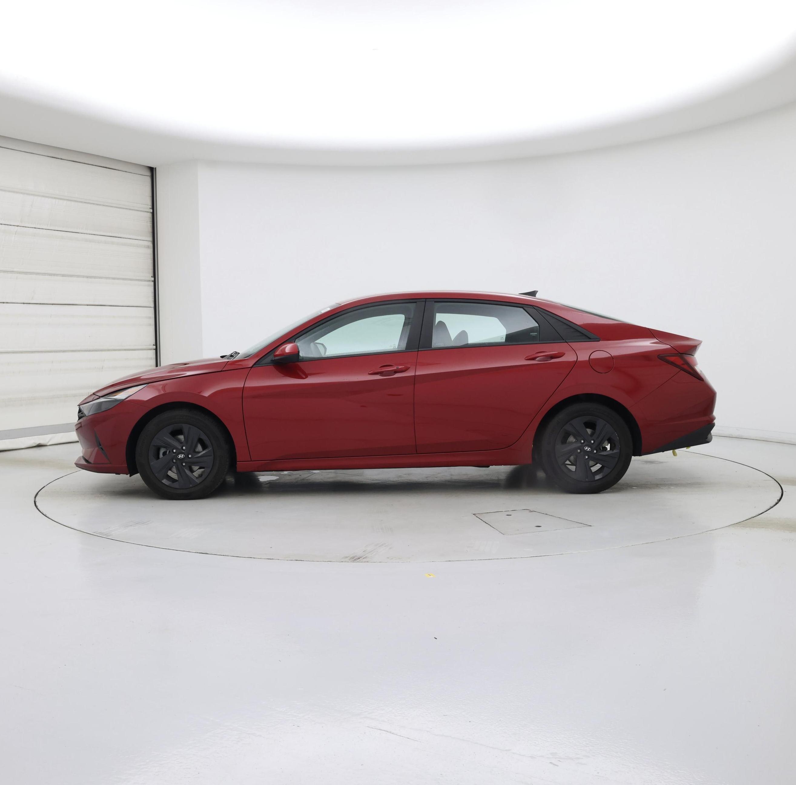 Thumbnail: 2023 Hyundai Elantra - 3