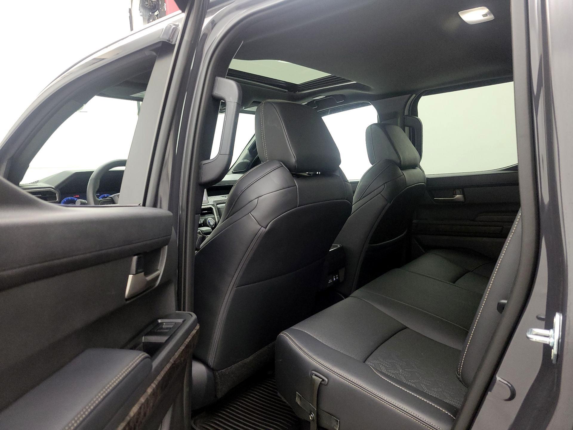 Thumbnail: 2024 Toyota Tacoma - 20