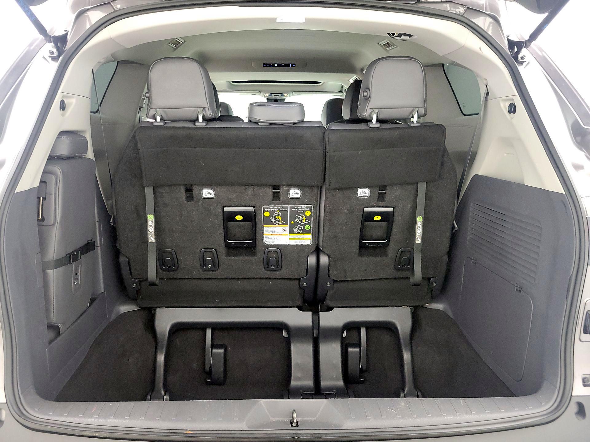 Thumbnail: 2024 Toyota Sienna - 20