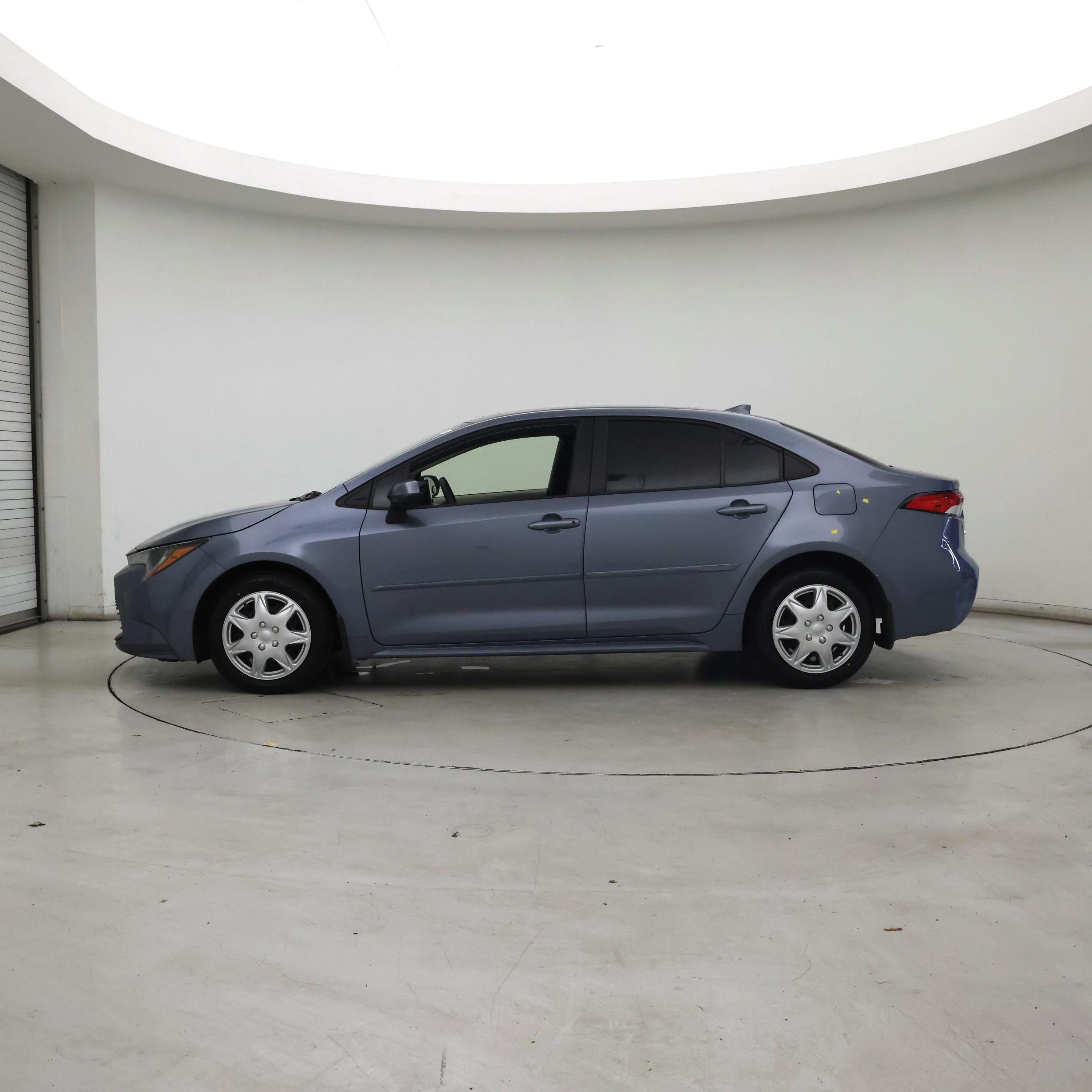 Thumbnail: 2024 Toyota Corolla - 3