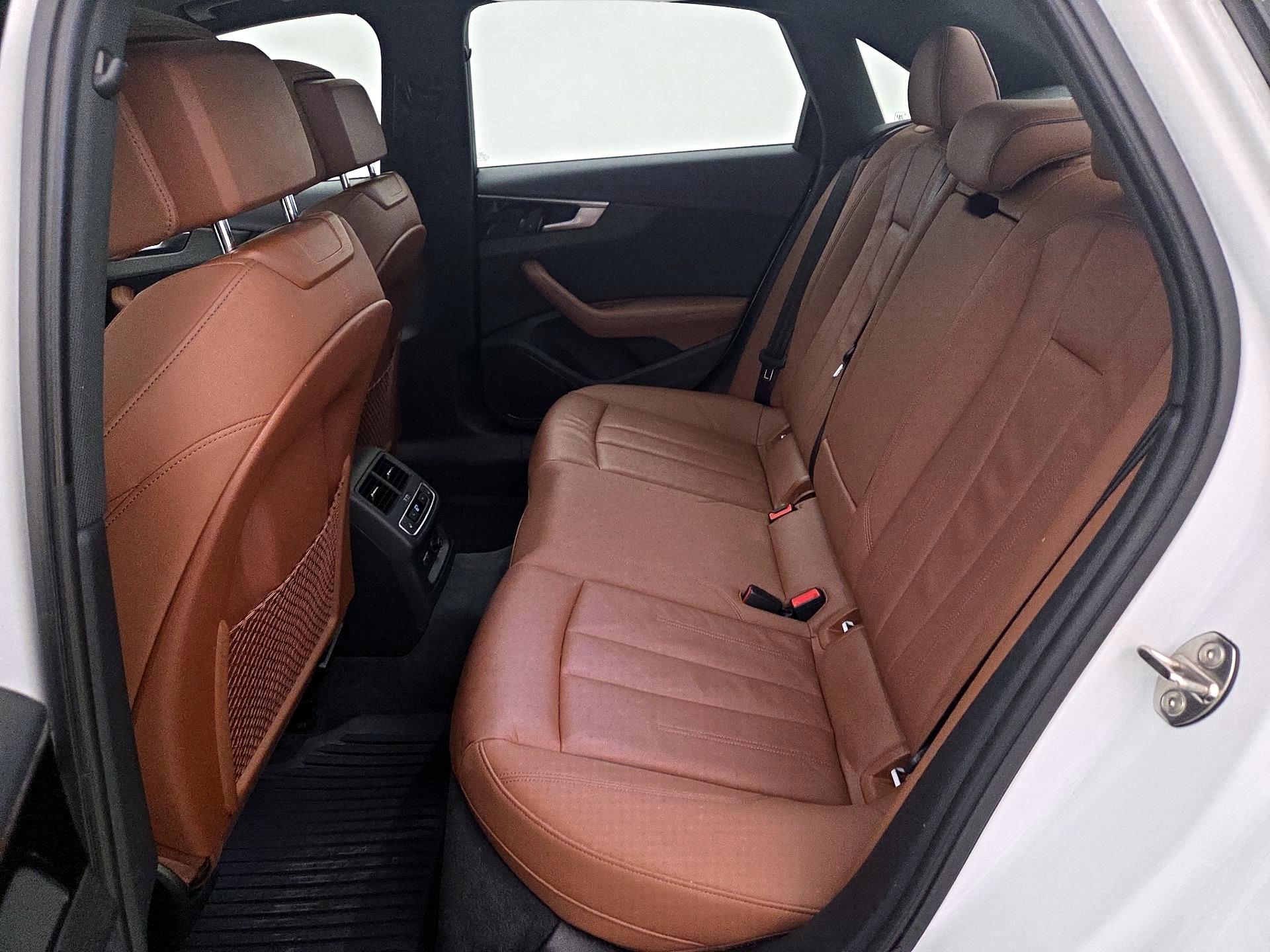 Thumbnail: 2020 Audi A4 - 20