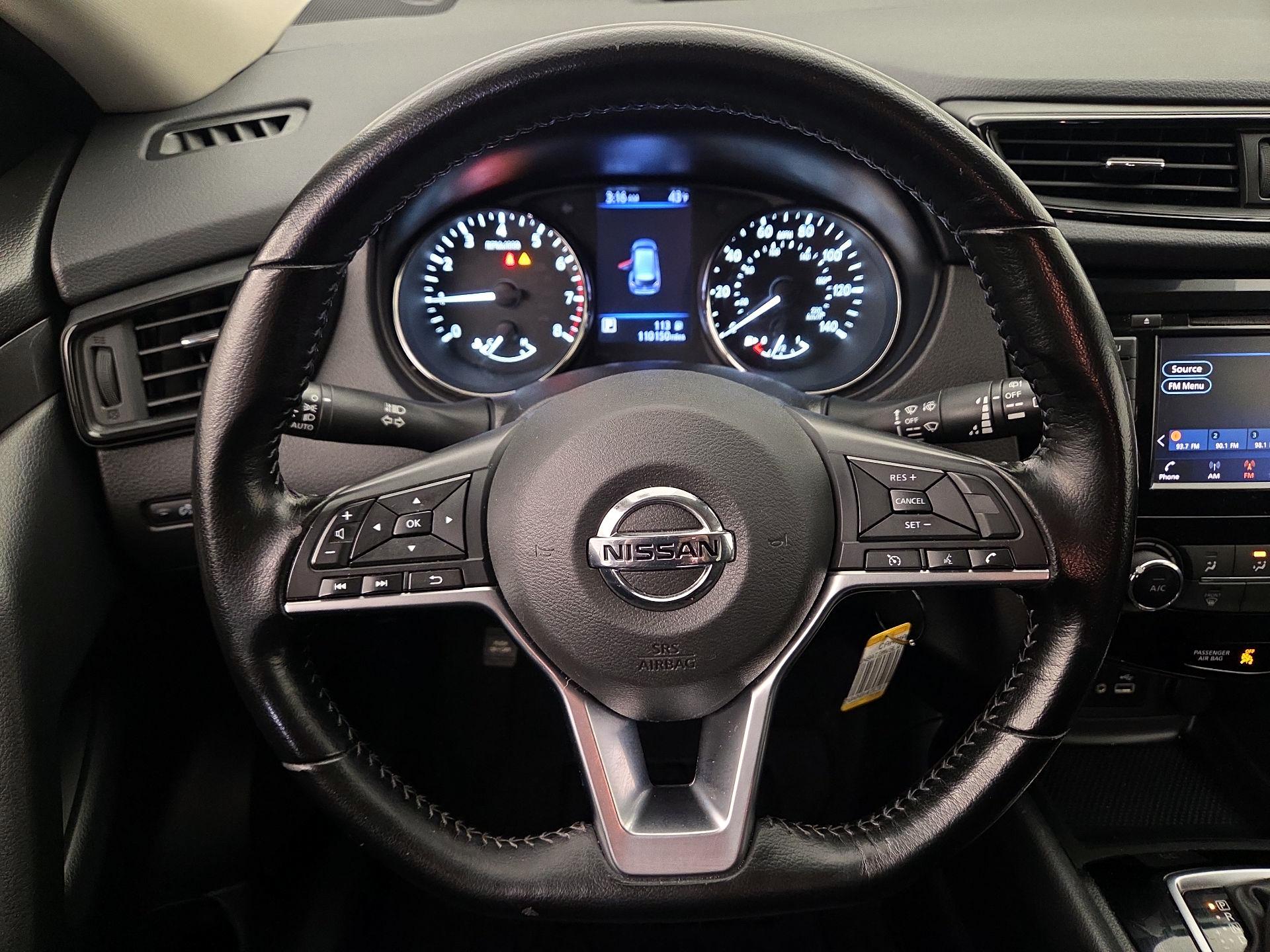 Thumbnail: 2020 Nissan Rogue - 10