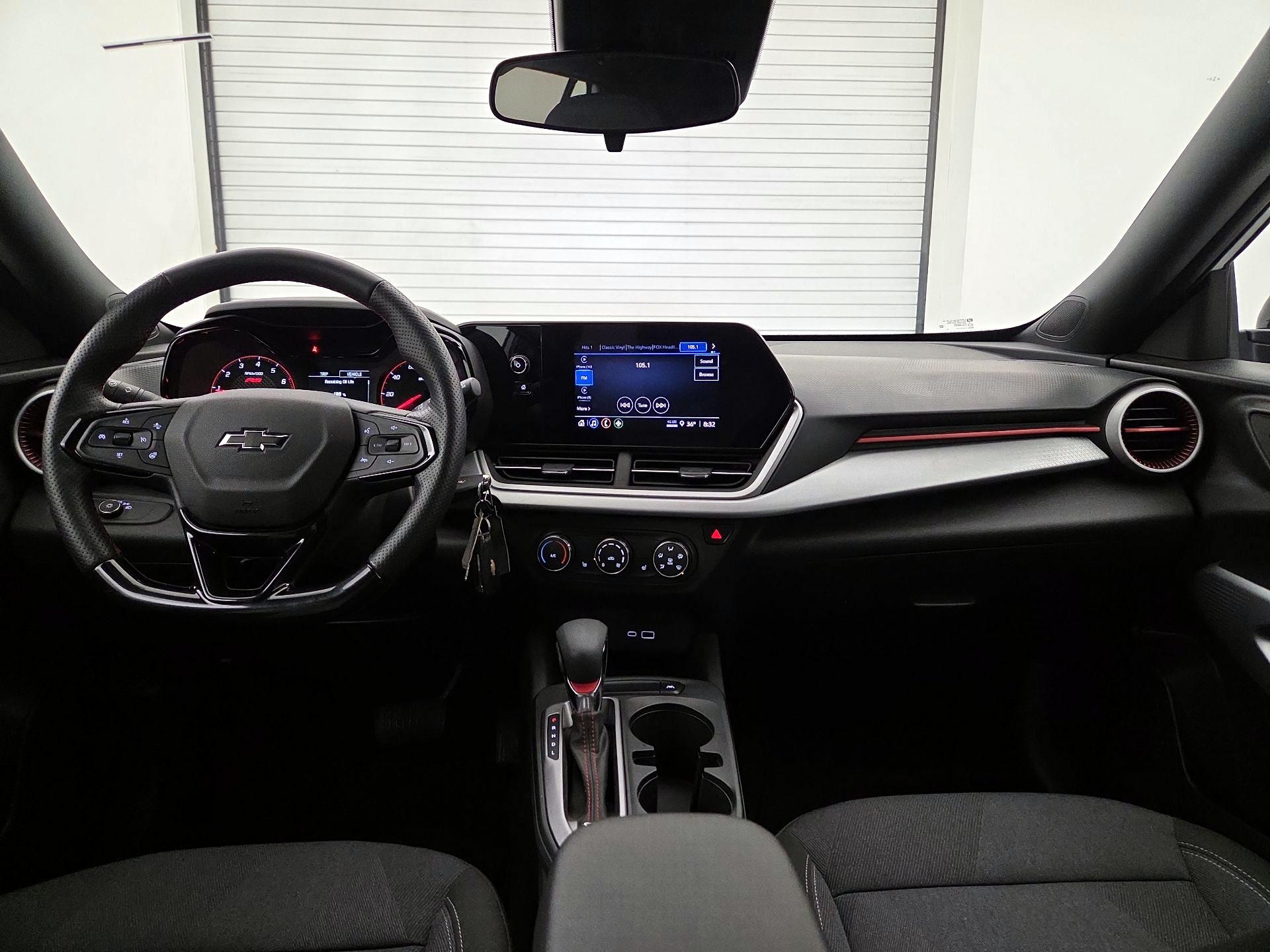 Thumbnail: 2024 Chevrolet Trax - 9