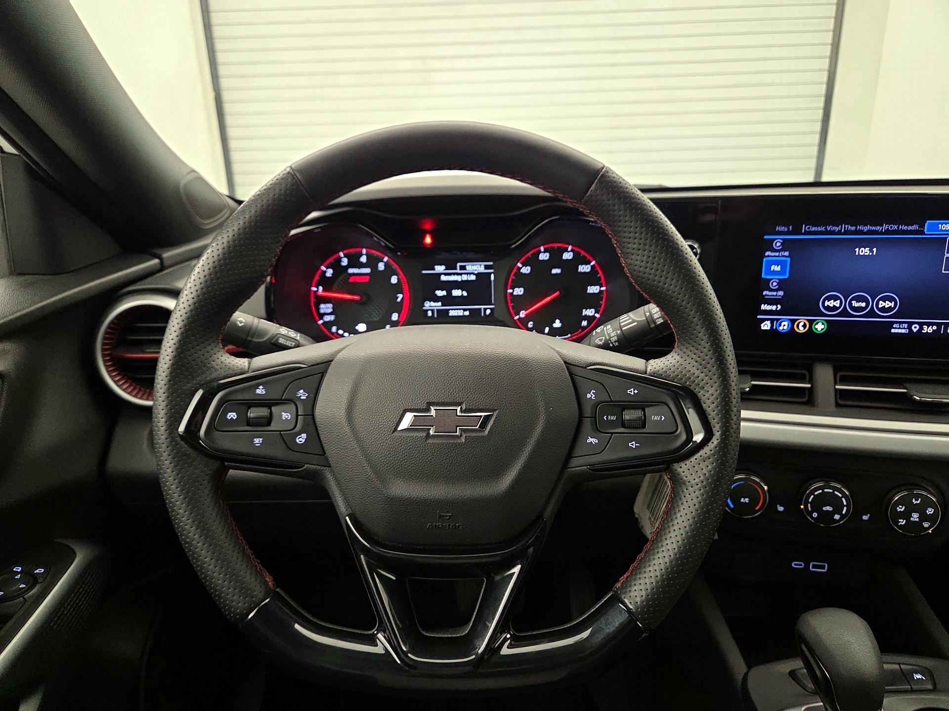 Thumbnail: 2024 Chevrolet Trax - 10