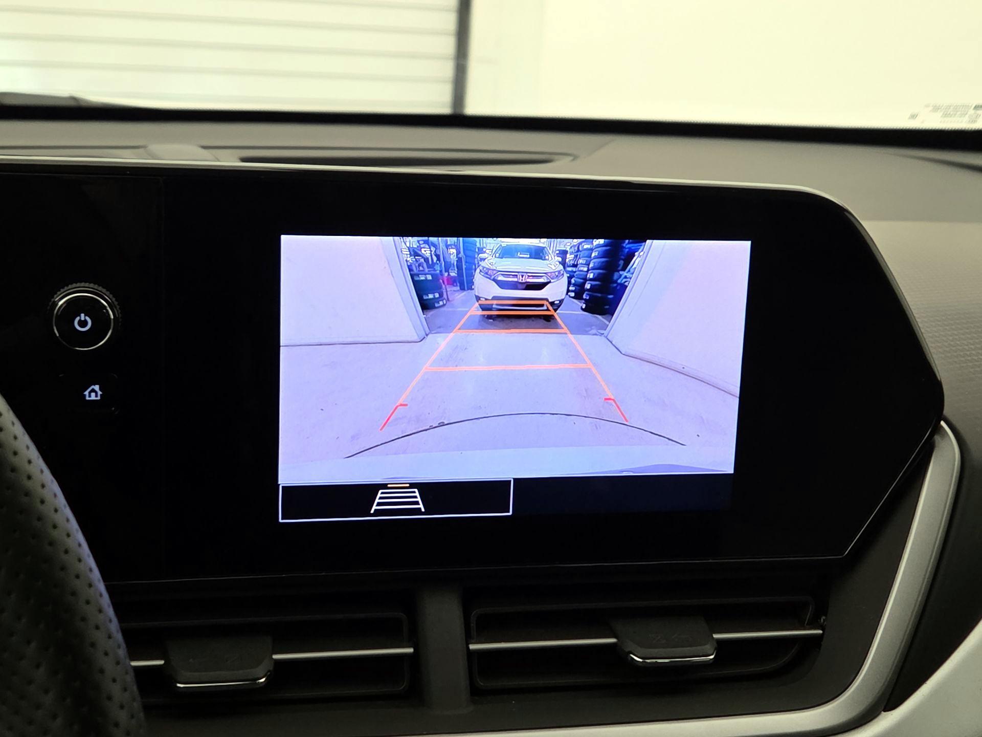 Thumbnail: 2024 Chevrolet Trax - 14