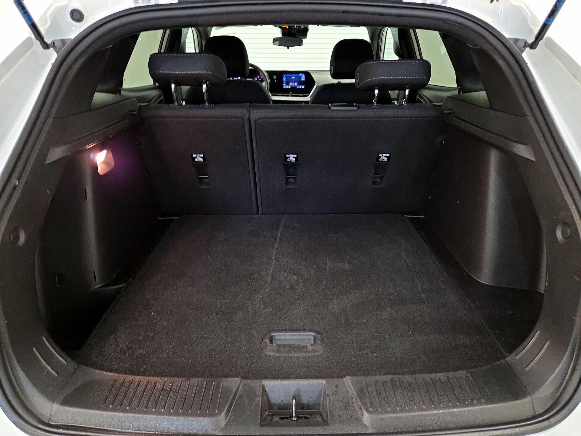 Thumbnail: 2024 Chevrolet Trax - 20