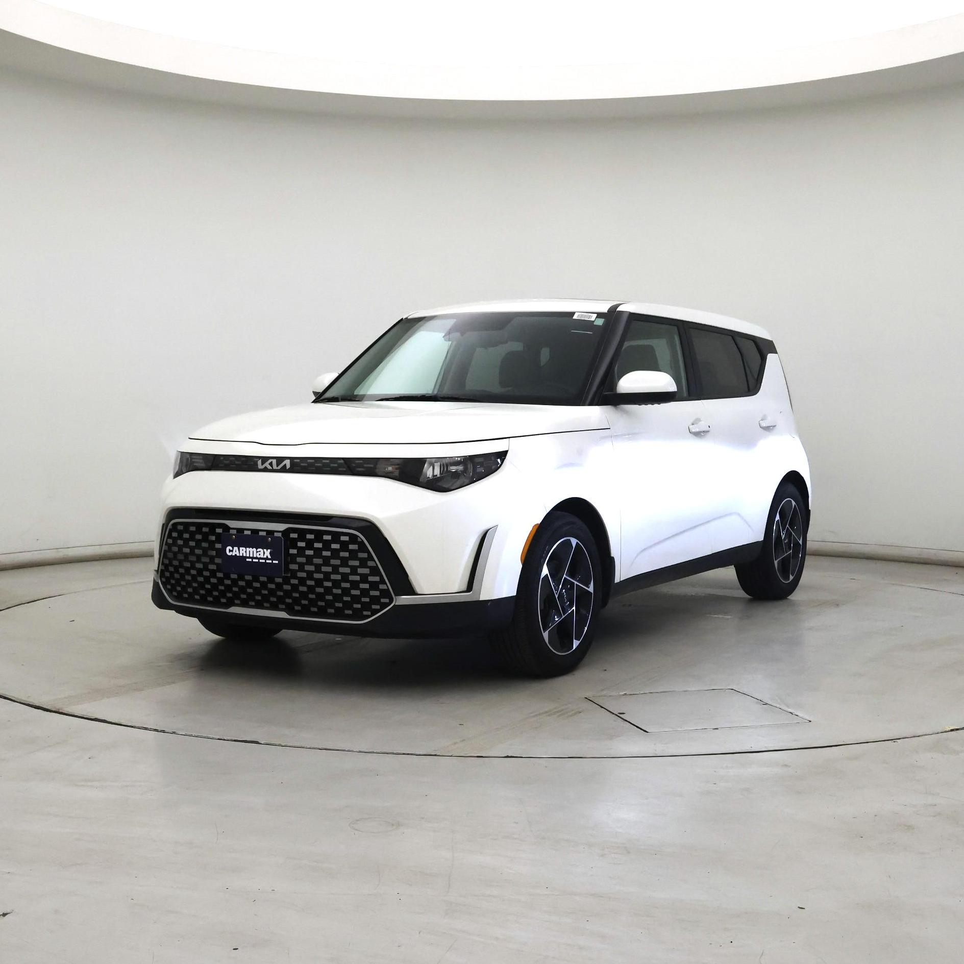 Thumbnail: 2023 Kia Soul - 4