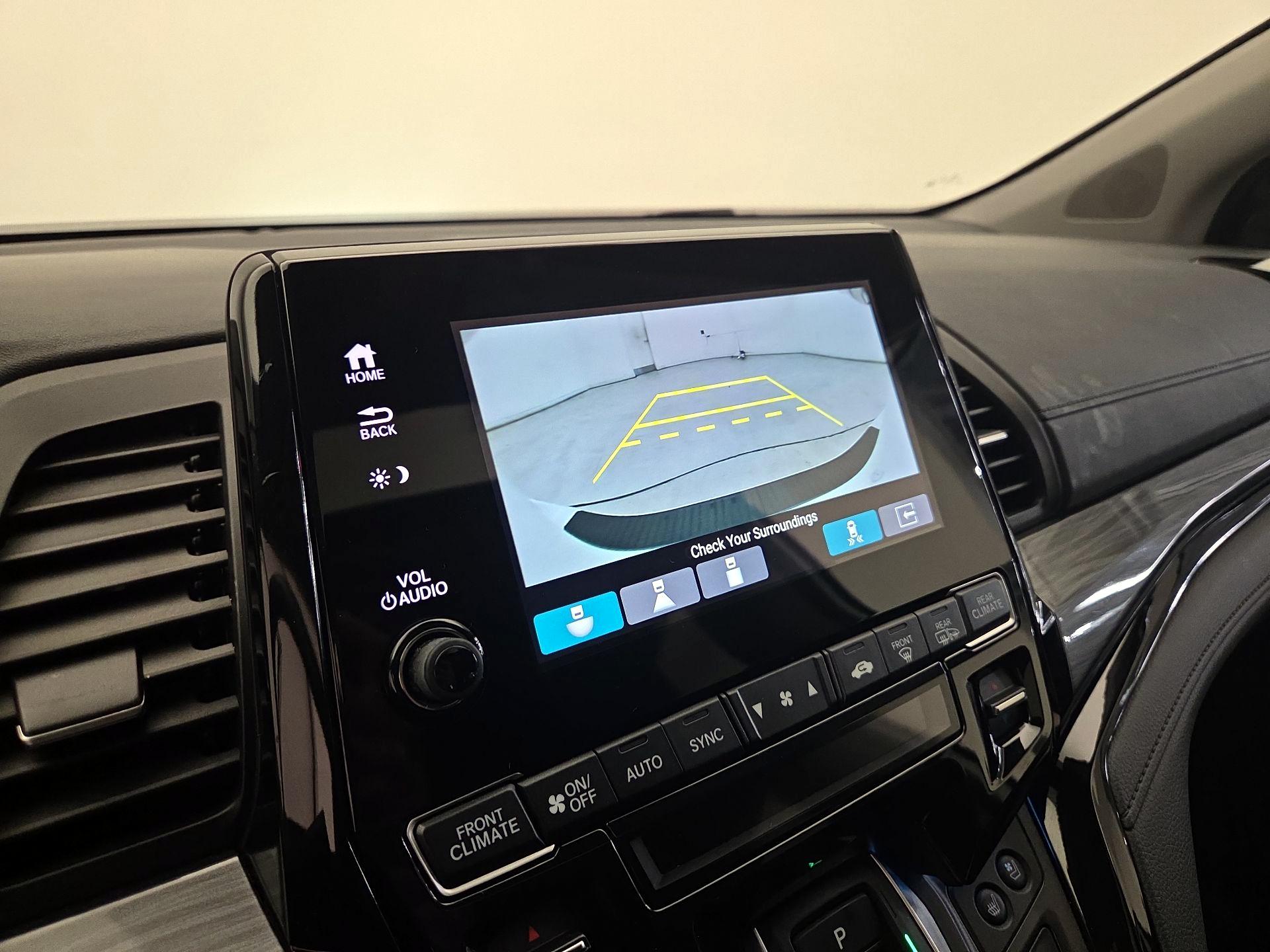 Thumbnail: 2023 Honda Odyssey - 14