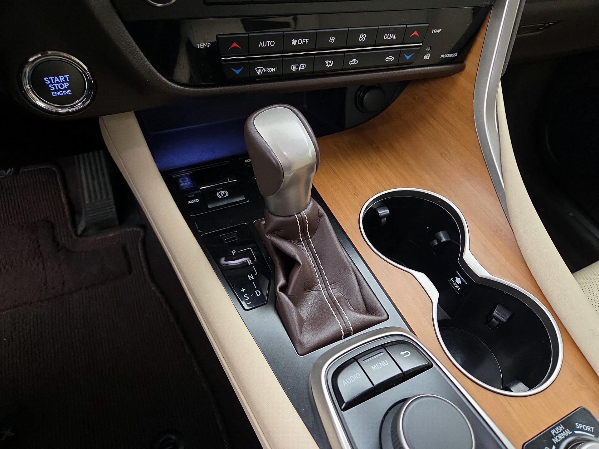 Thumbnail: 2019 Lexus RX - 17