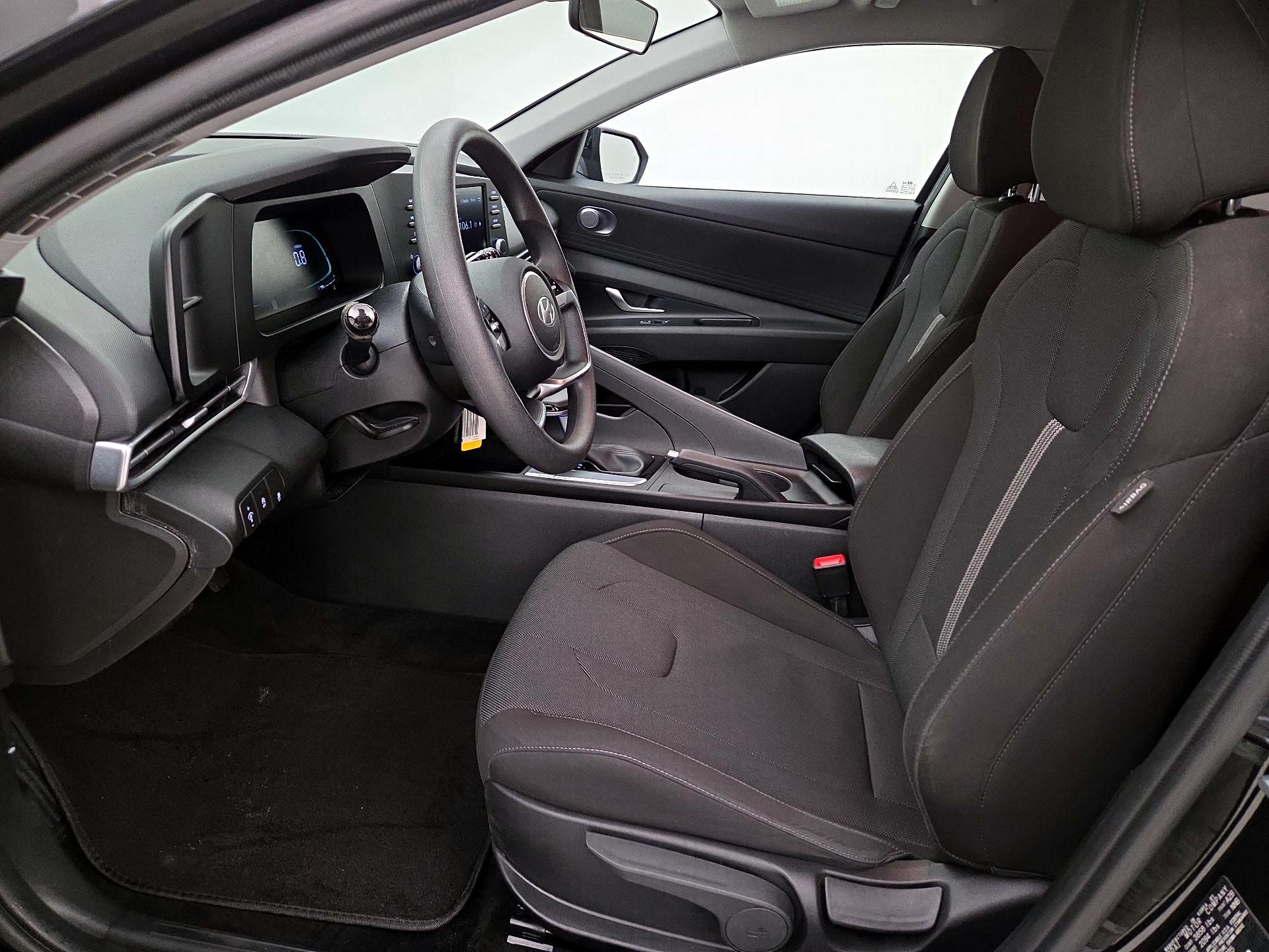 Thumbnail: 2024 Hyundai Elantra - 11