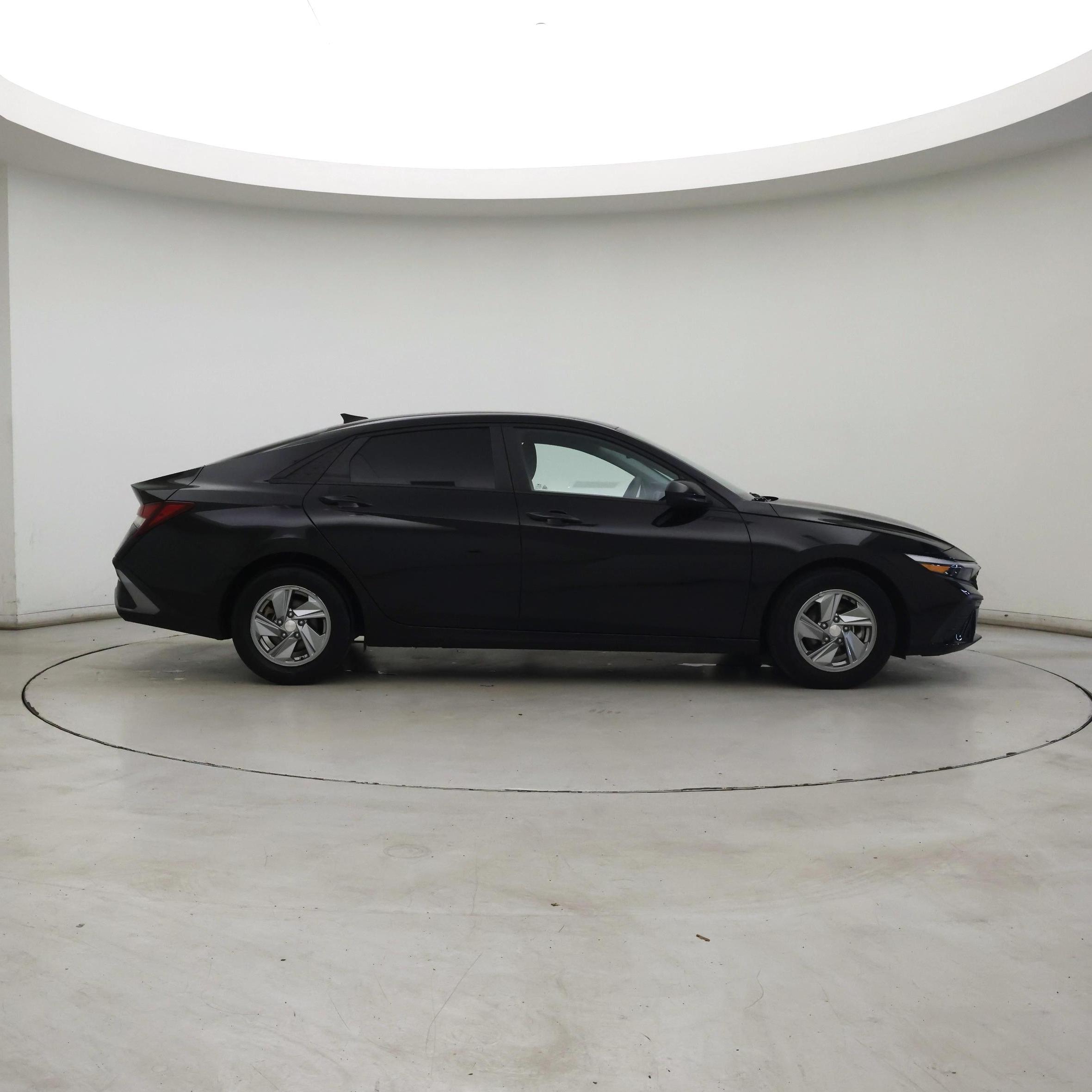 Thumbnail: 2024 Hyundai Elantra - 7