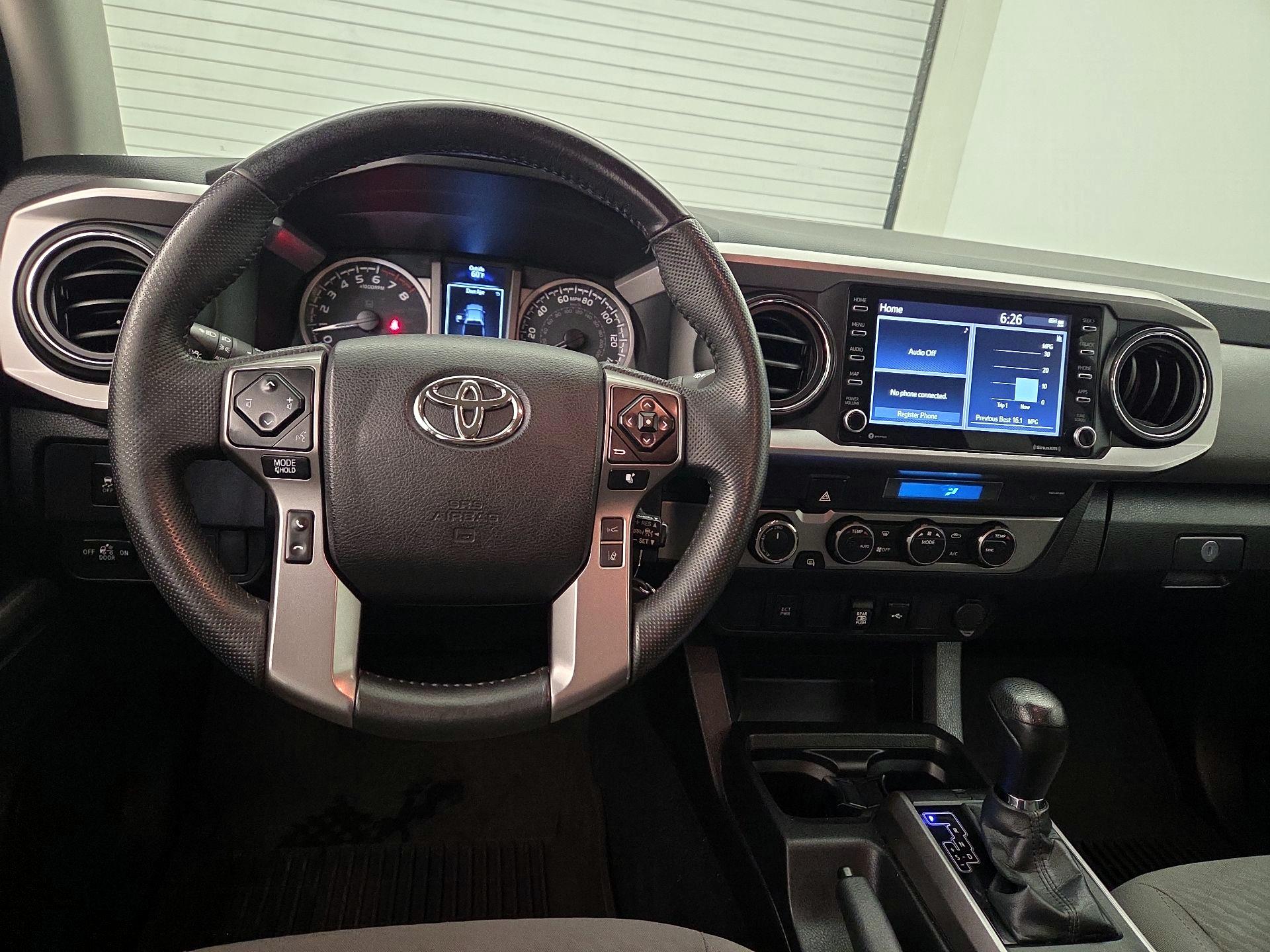 Thumbnail: 2022 Toyota Tacoma - 10