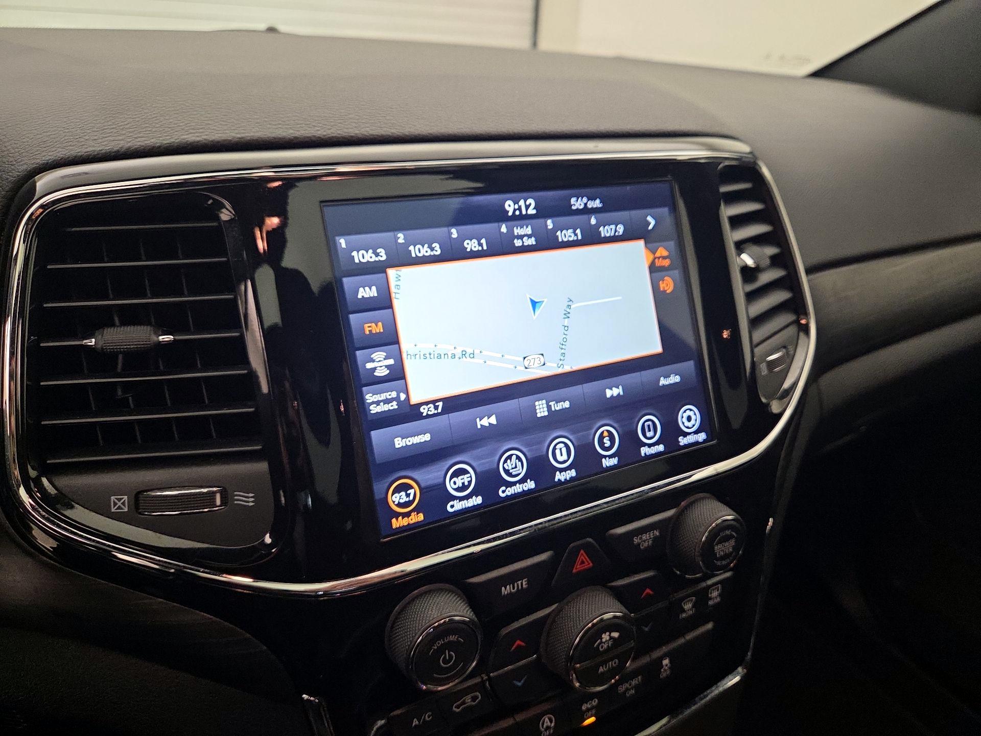 Thumbnail: 2021 Jeep Grand Cherokee - 15