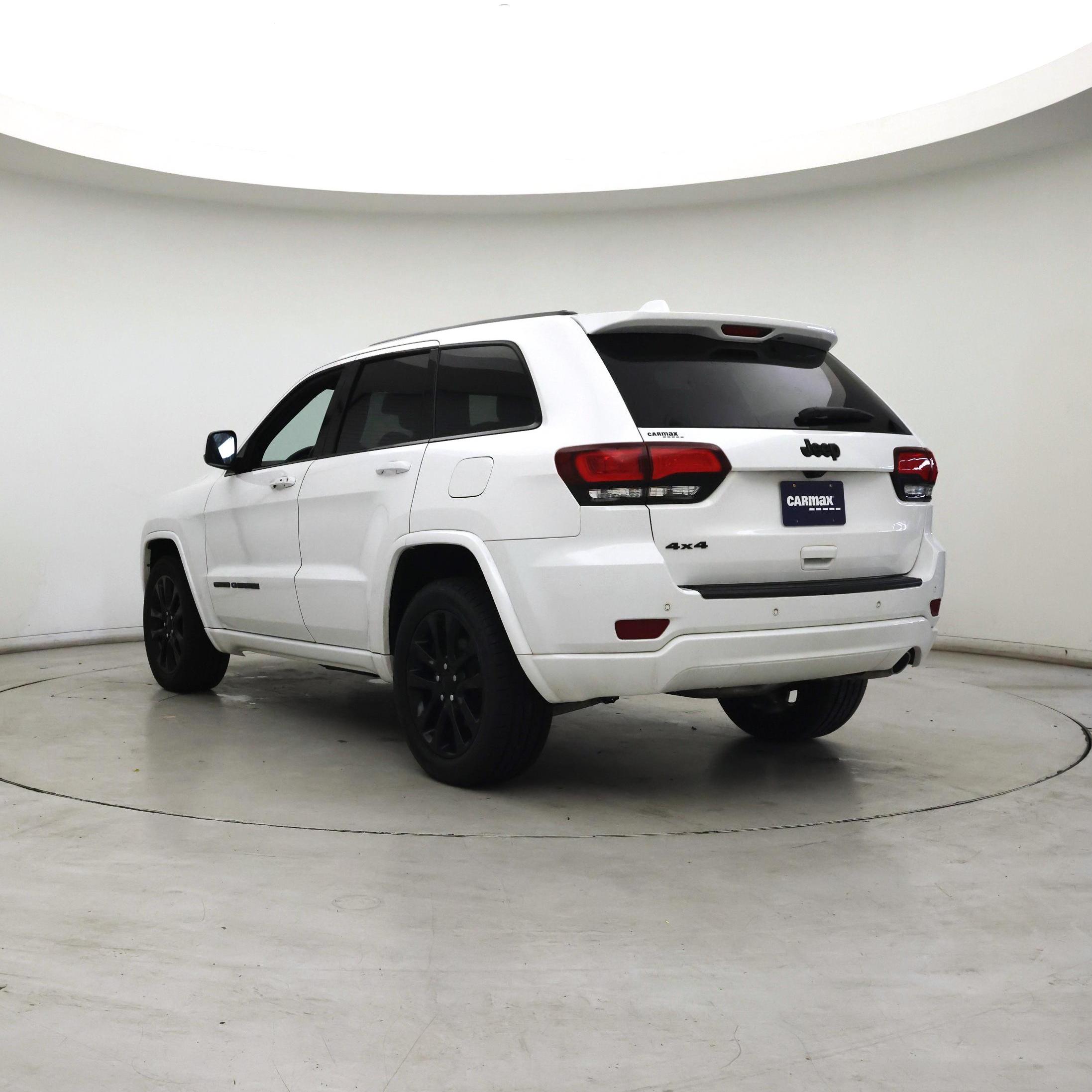 Thumbnail: 2021 Jeep Grand Cherokee - 2