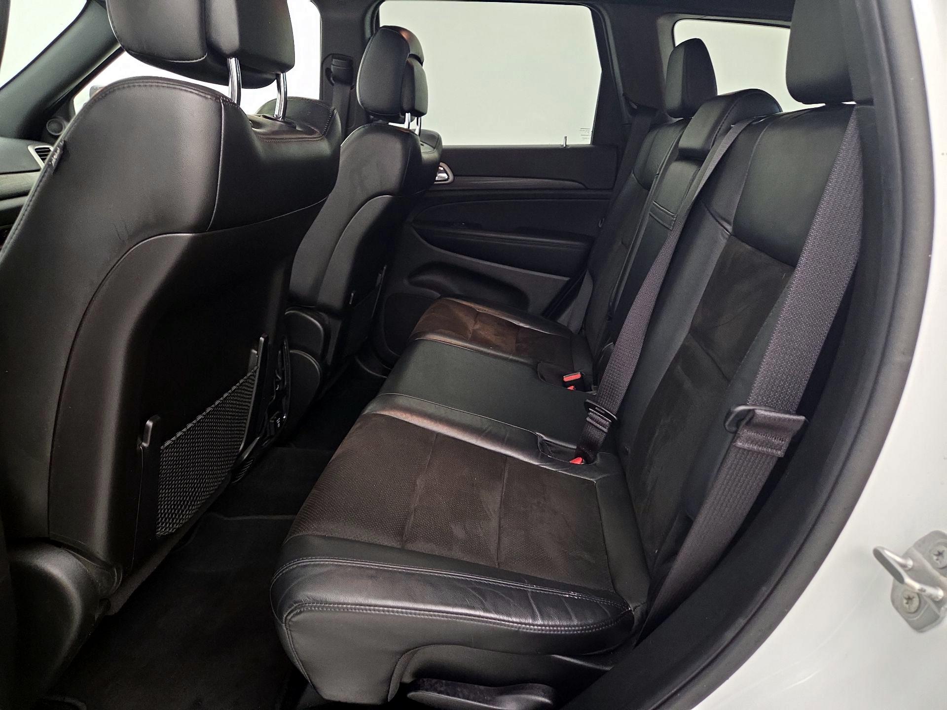 Thumbnail: 2021 Jeep Grand Cherokee - 20